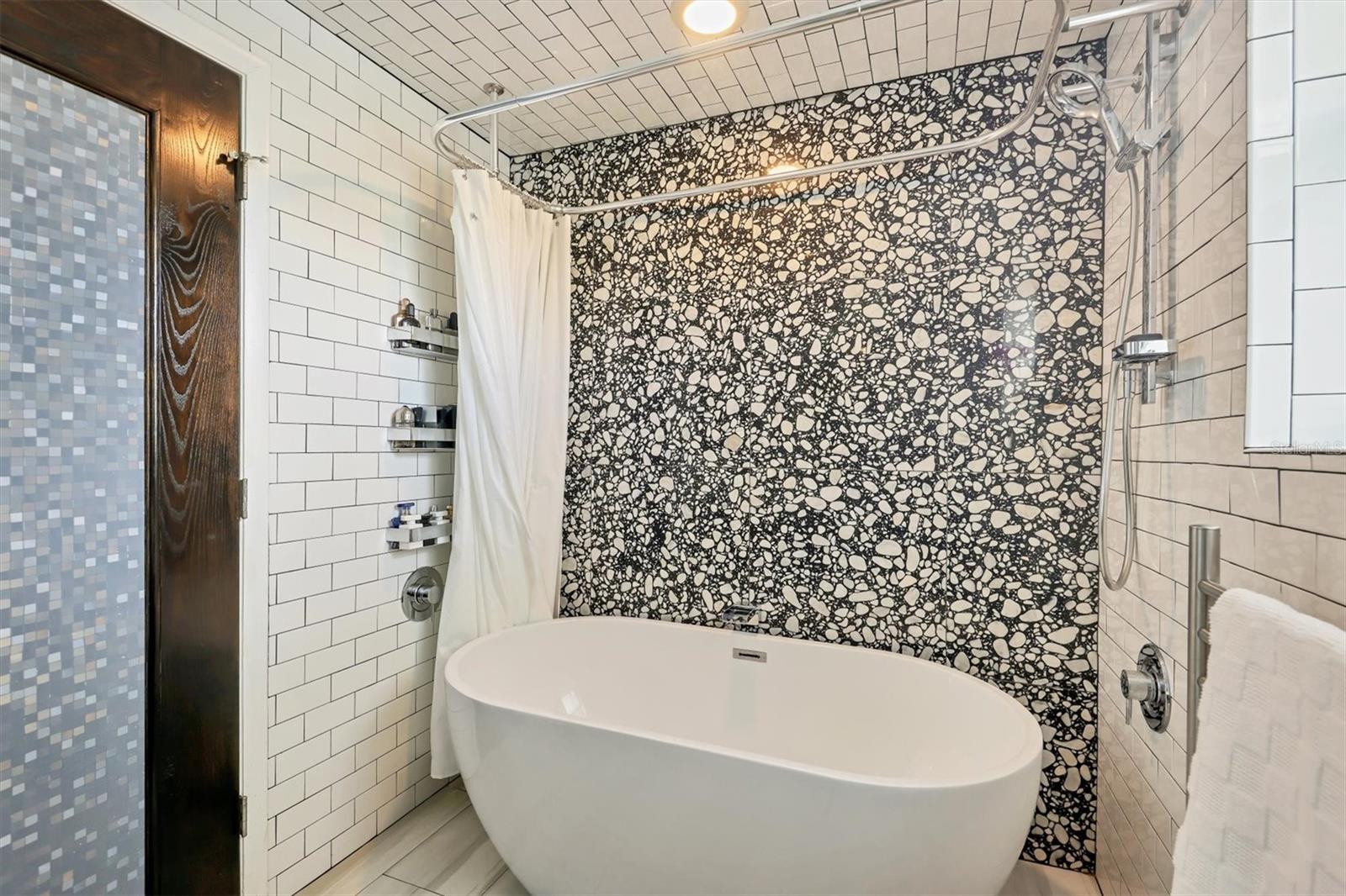 2154 BOUGAINVILLEA ST