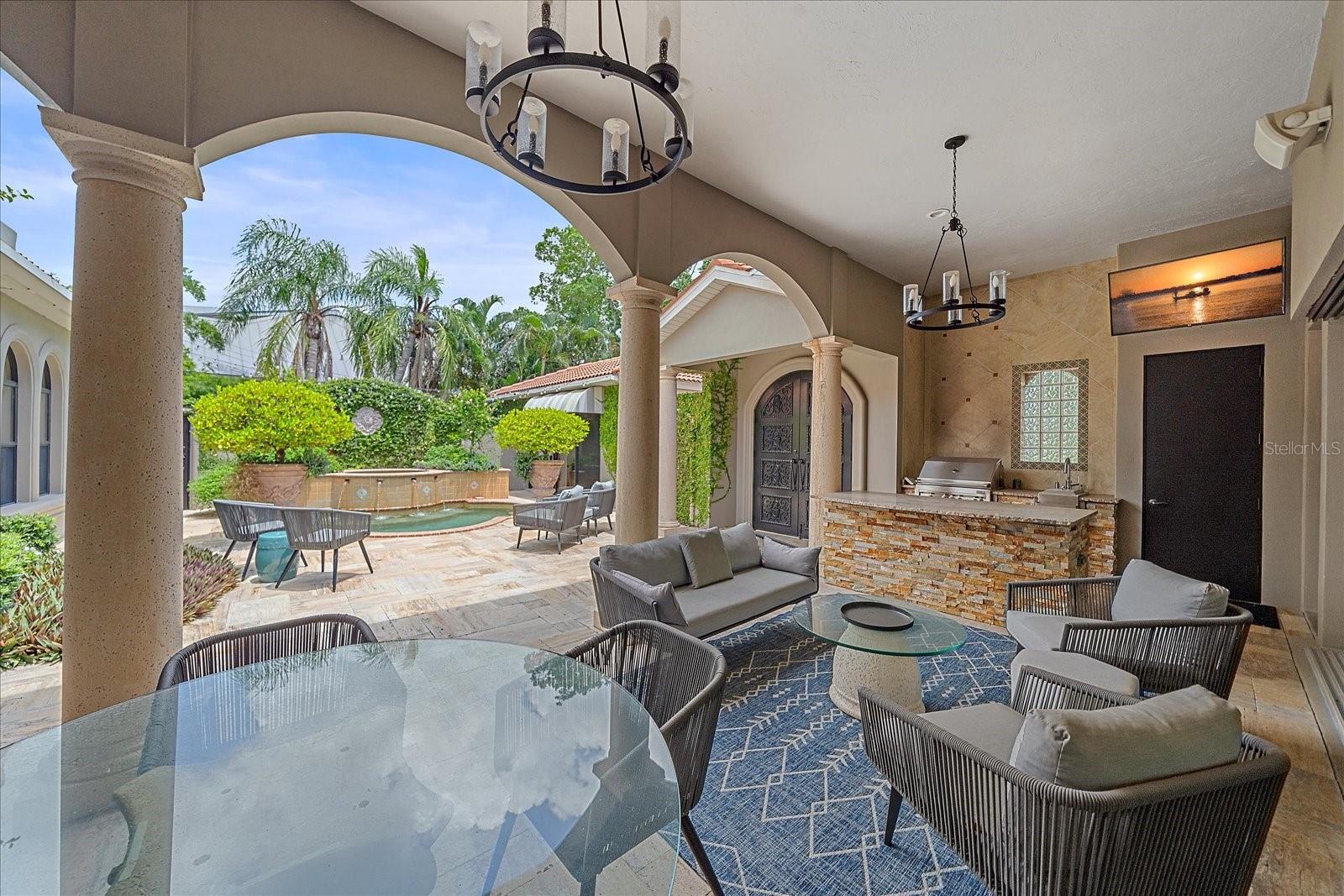 1547 SANDPIPER LN