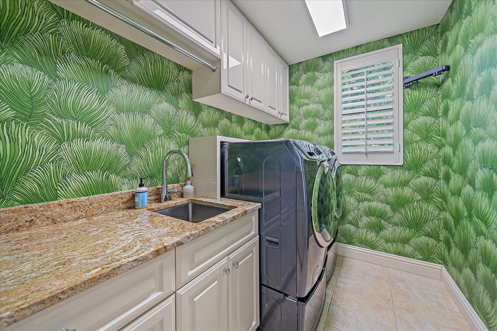 1547 SANDPIPER LN