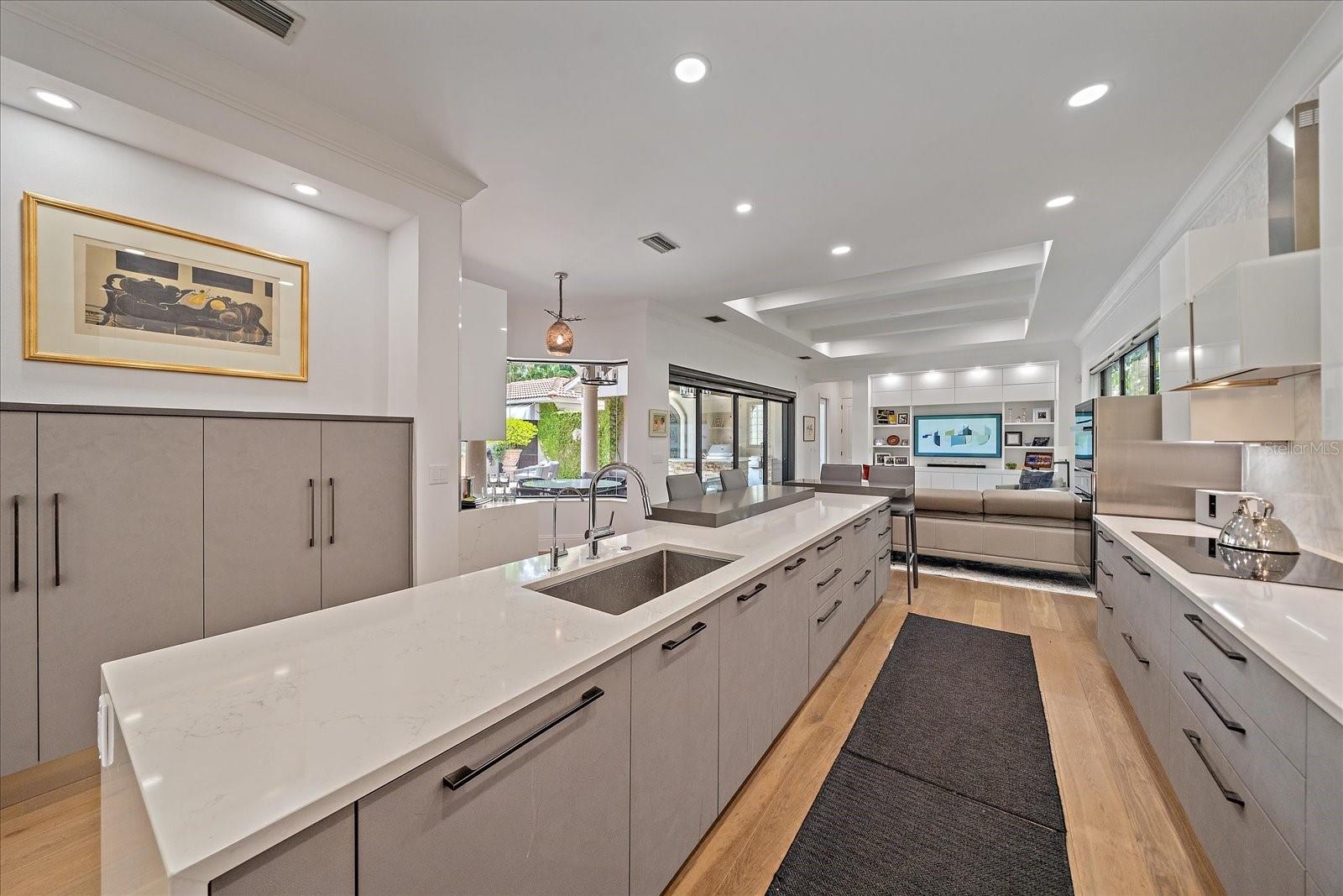 1547 SANDPIPER LN