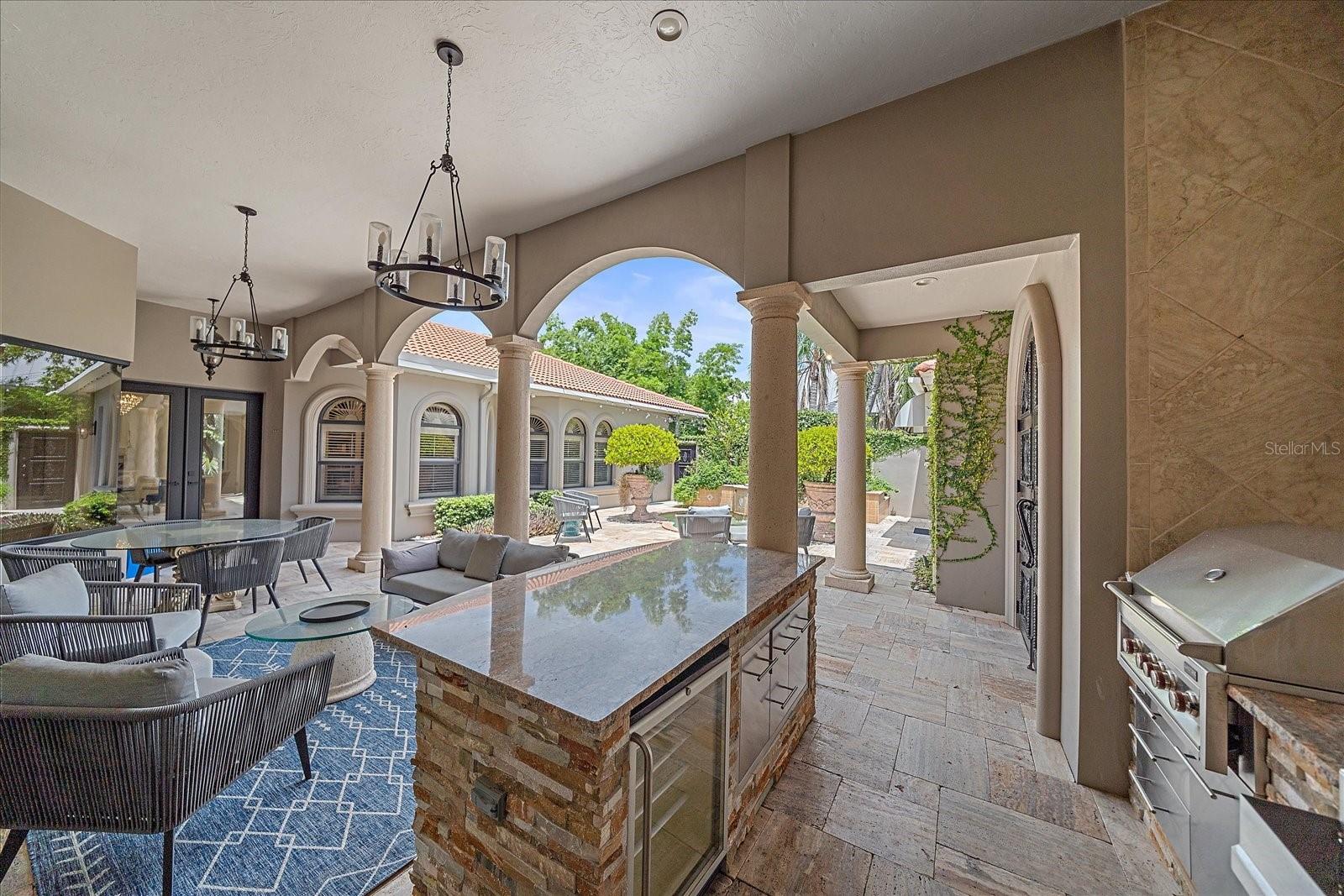 1547 SANDPIPER LN