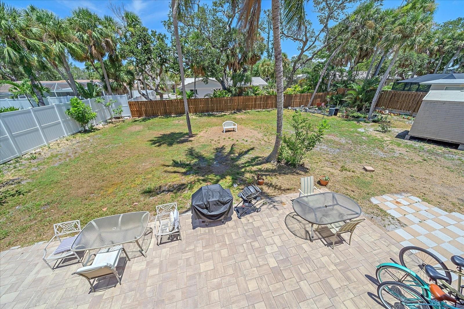 4859 COMMONWEALTH DR