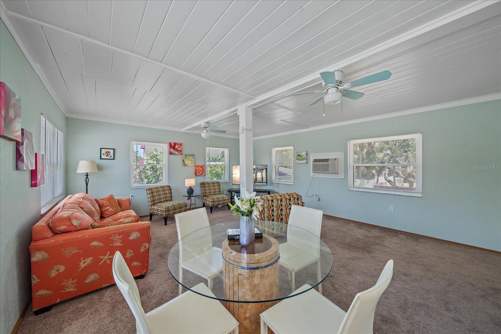 4859 COMMONWEALTH DR