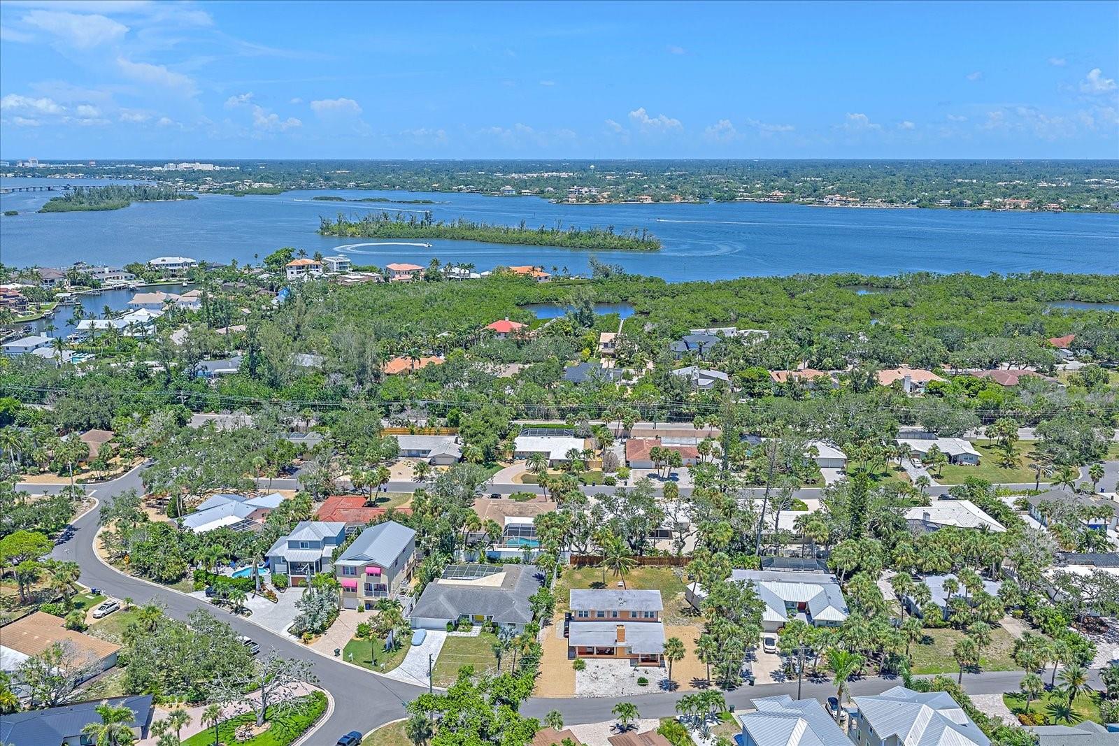 4859 COMMONWEALTH DR