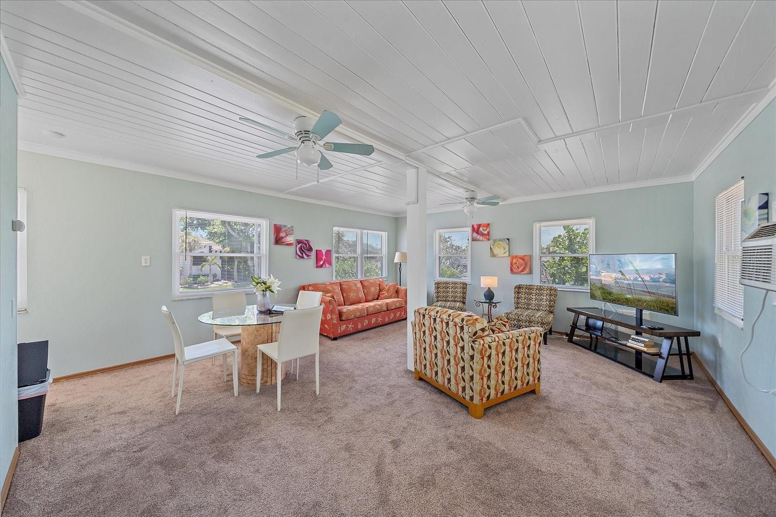 4859 COMMONWEALTH DR