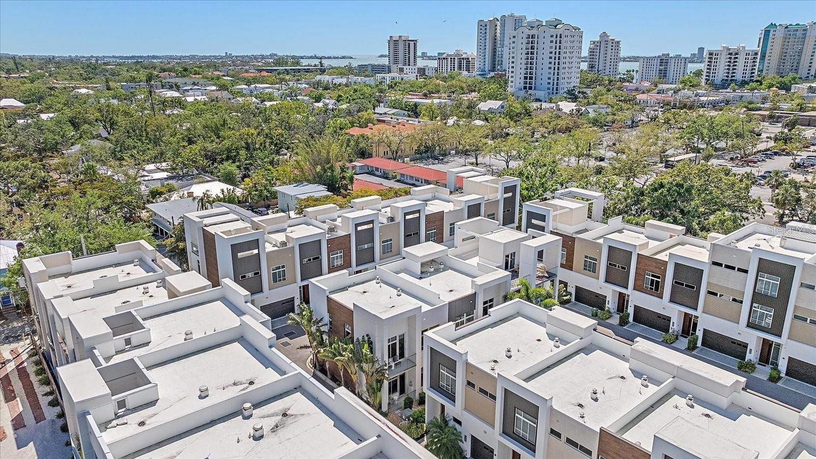 232 COSMOPOLITAN CT