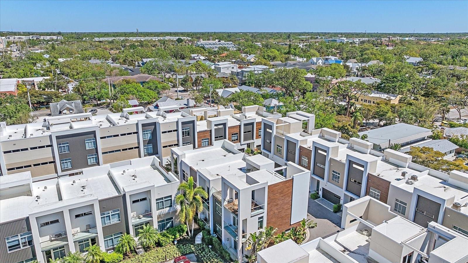 232 COSMOPOLITAN CT