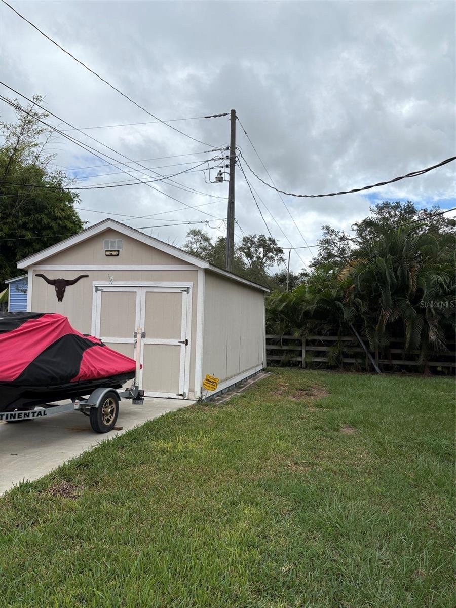 1331 S ALLENDALE AVE