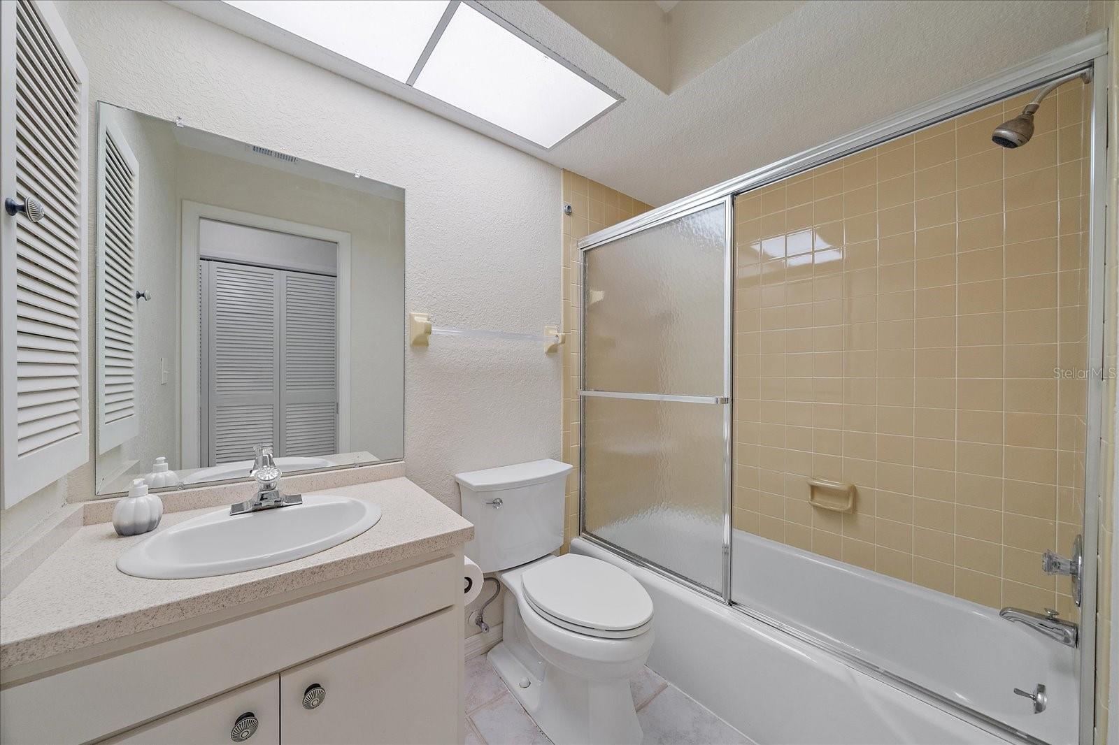 1349 GRAND BLVD #1006