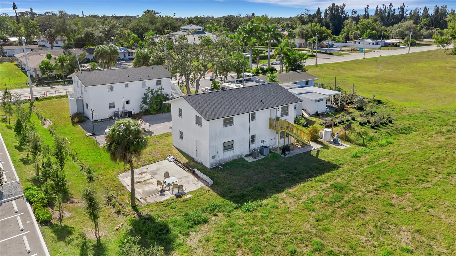 210 ALBEE RD E