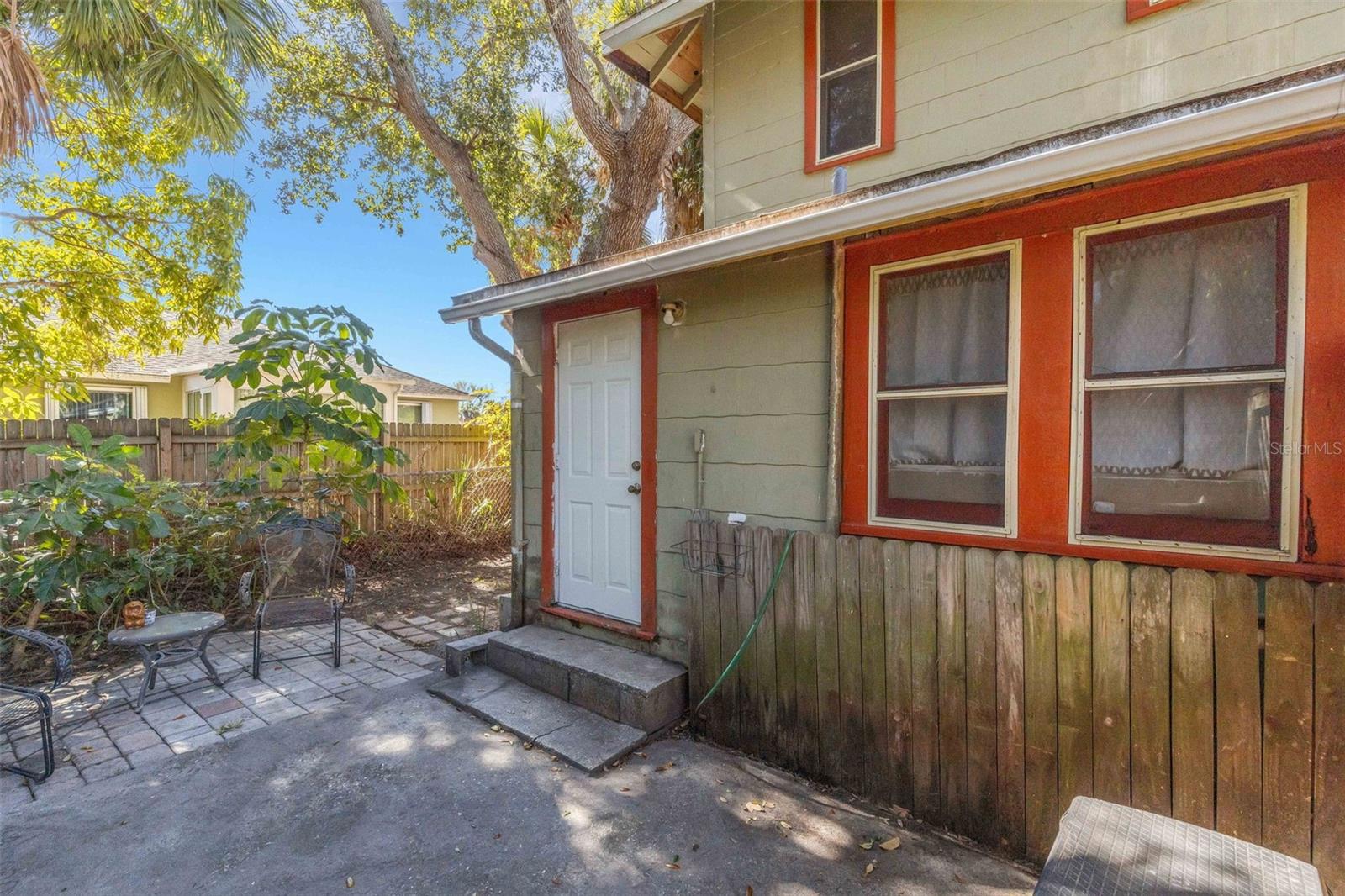 4122 OLD BRADENTON RD