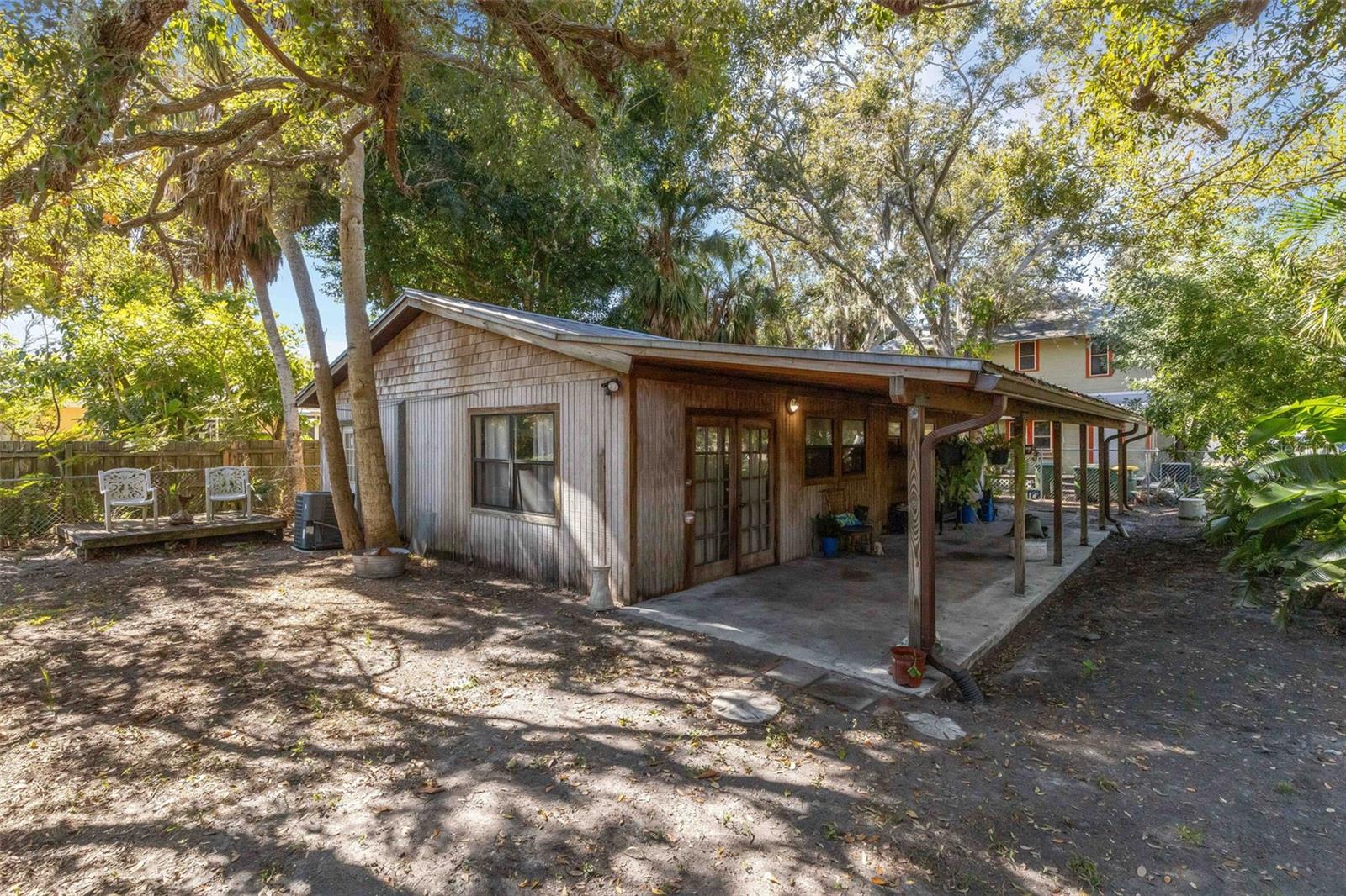 4122 OLD BRADENTON RD