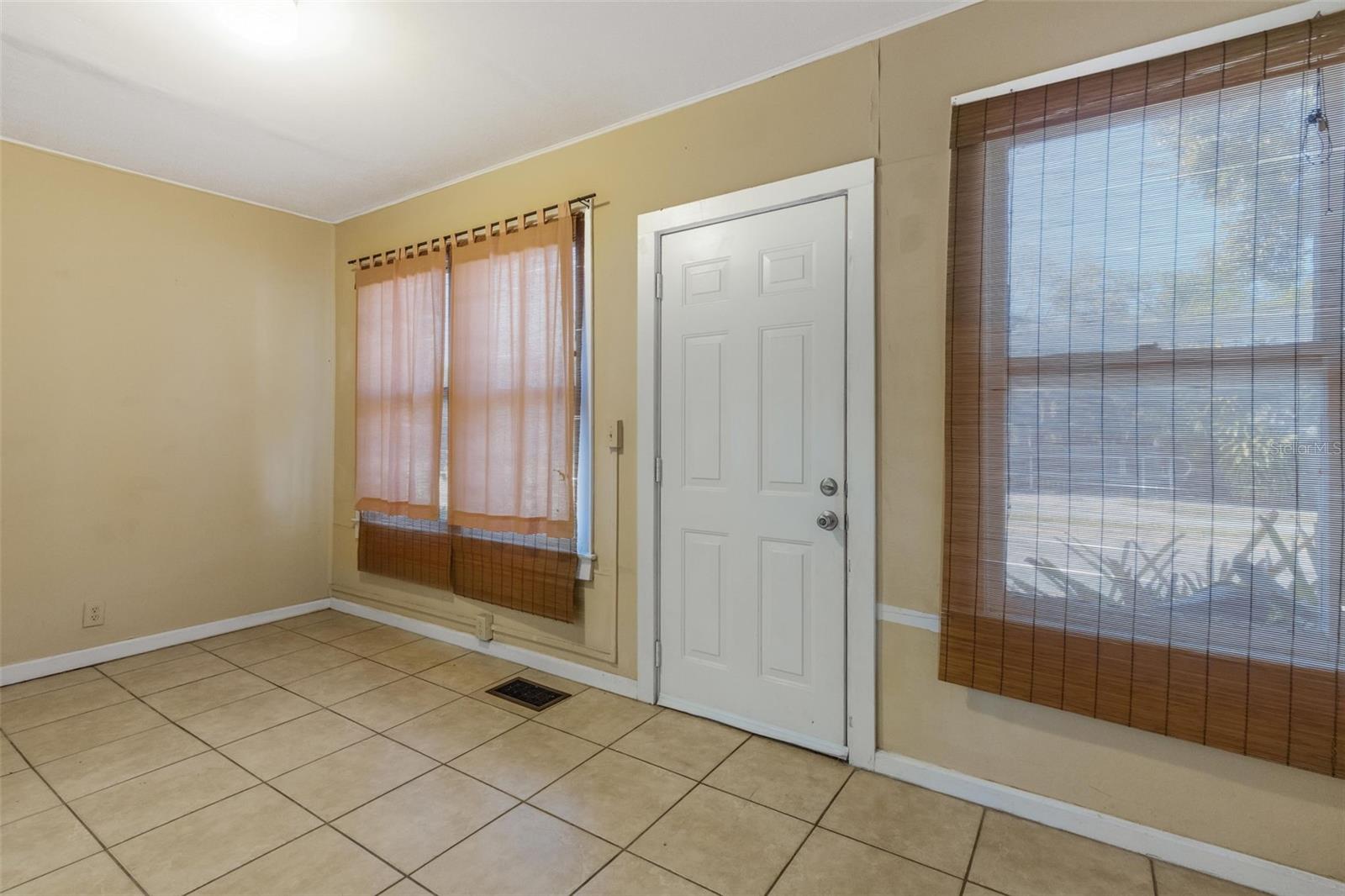 4122 OLD BRADENTON RD