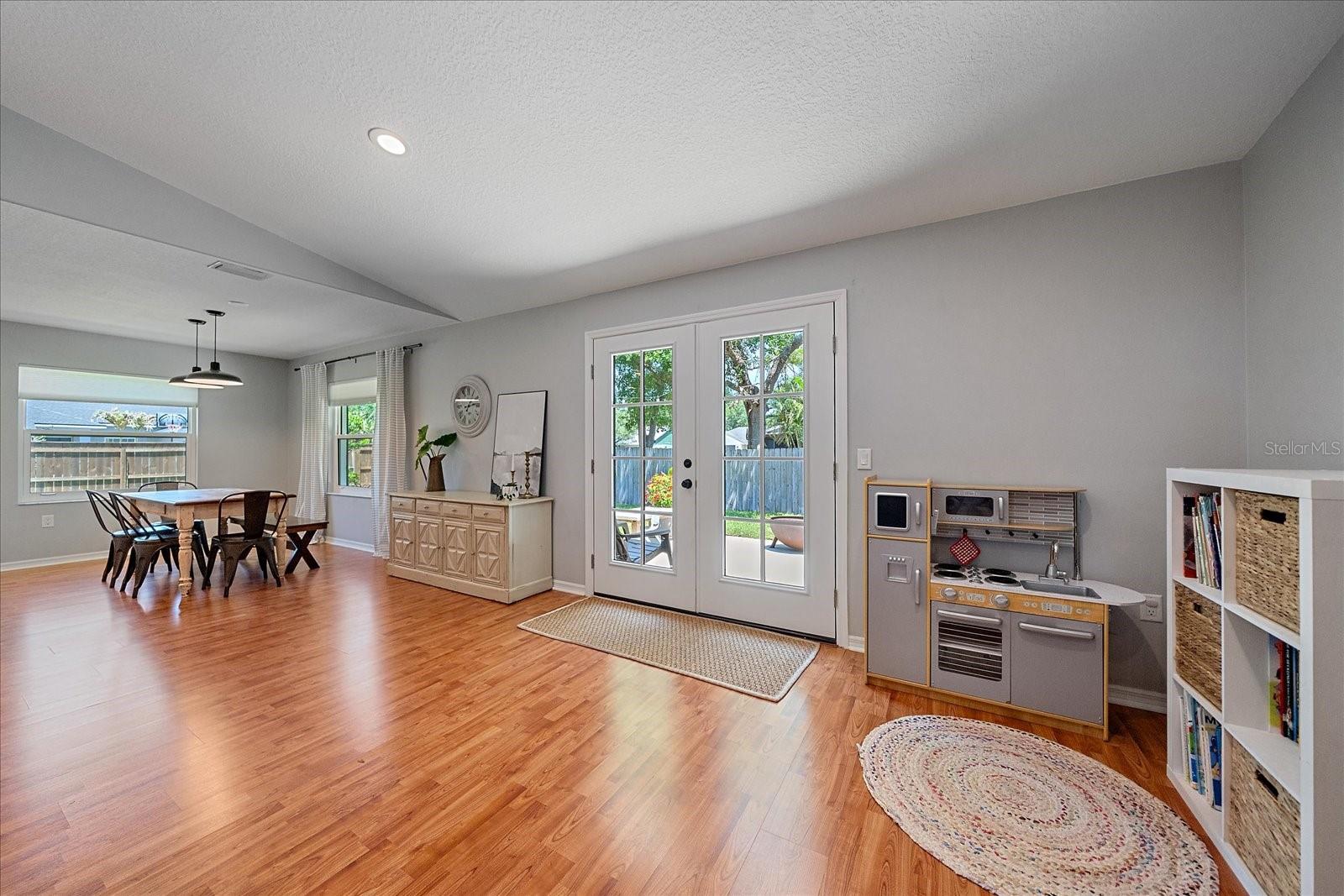 7101 JAVA DR
