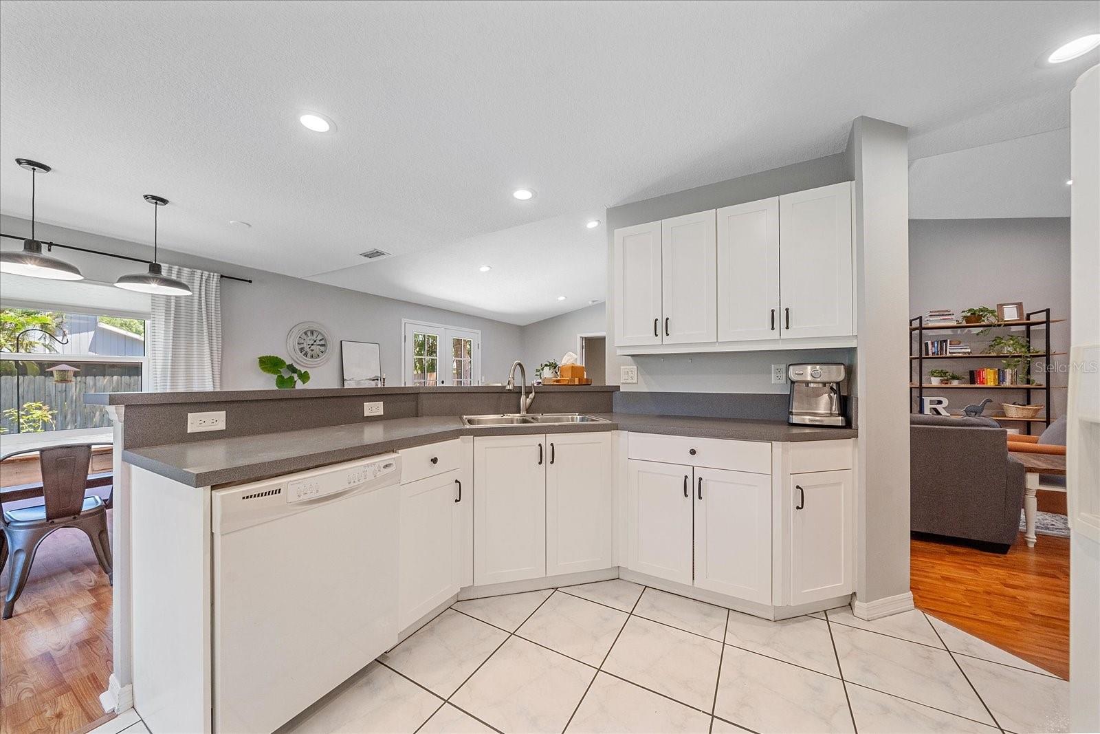 7101 JAVA DR