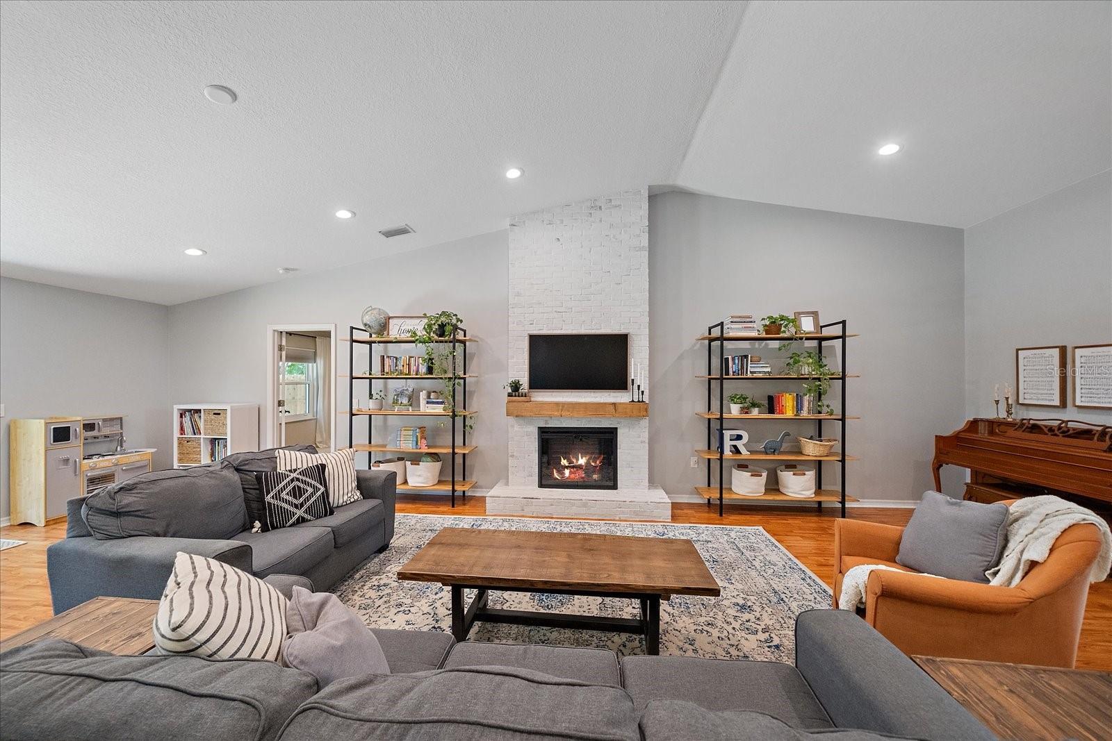 7101 JAVA DR