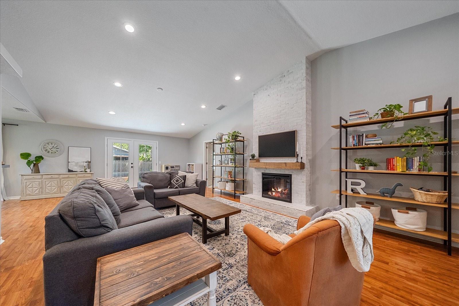 7101 JAVA DR
