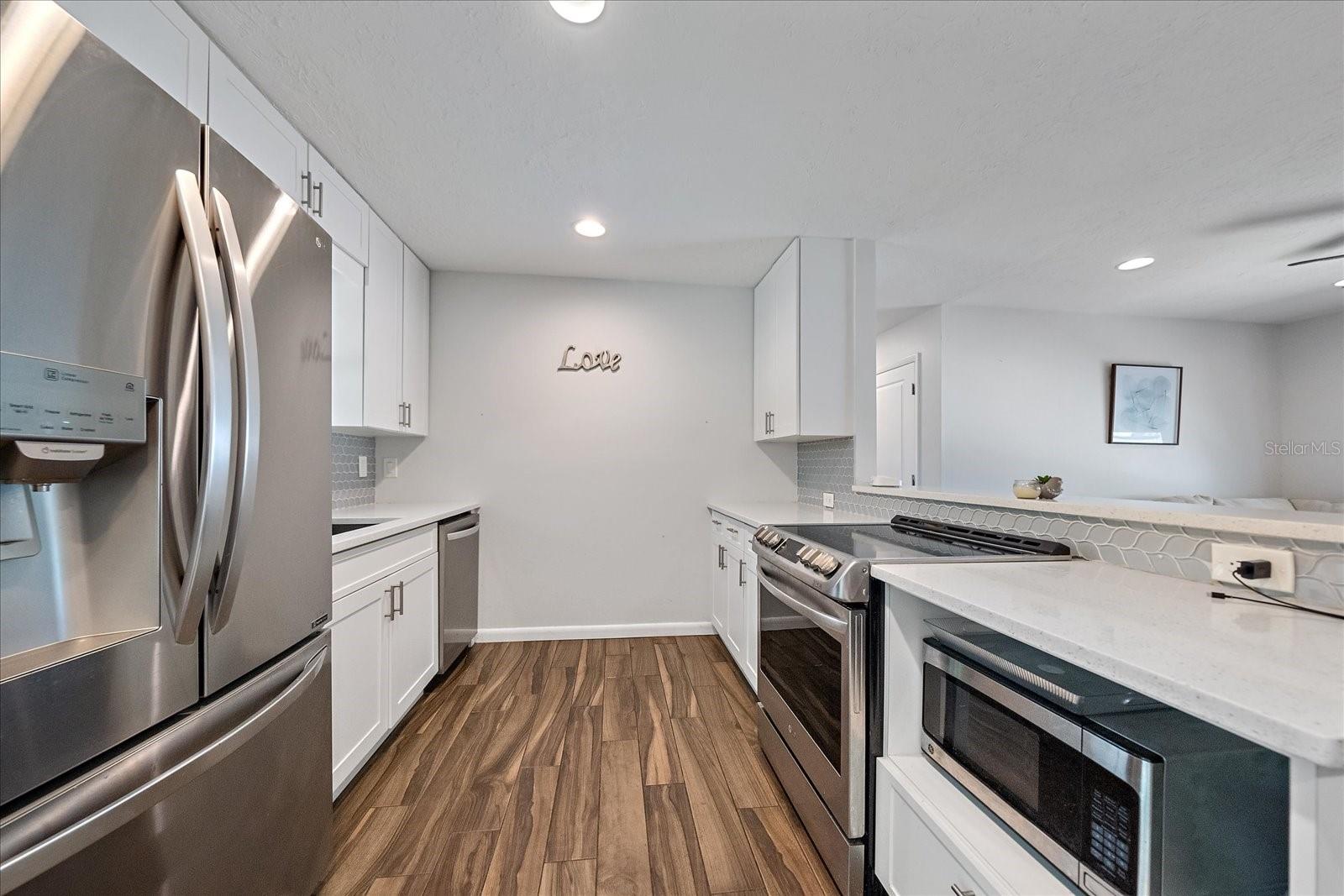 3247 WOODMONT DR