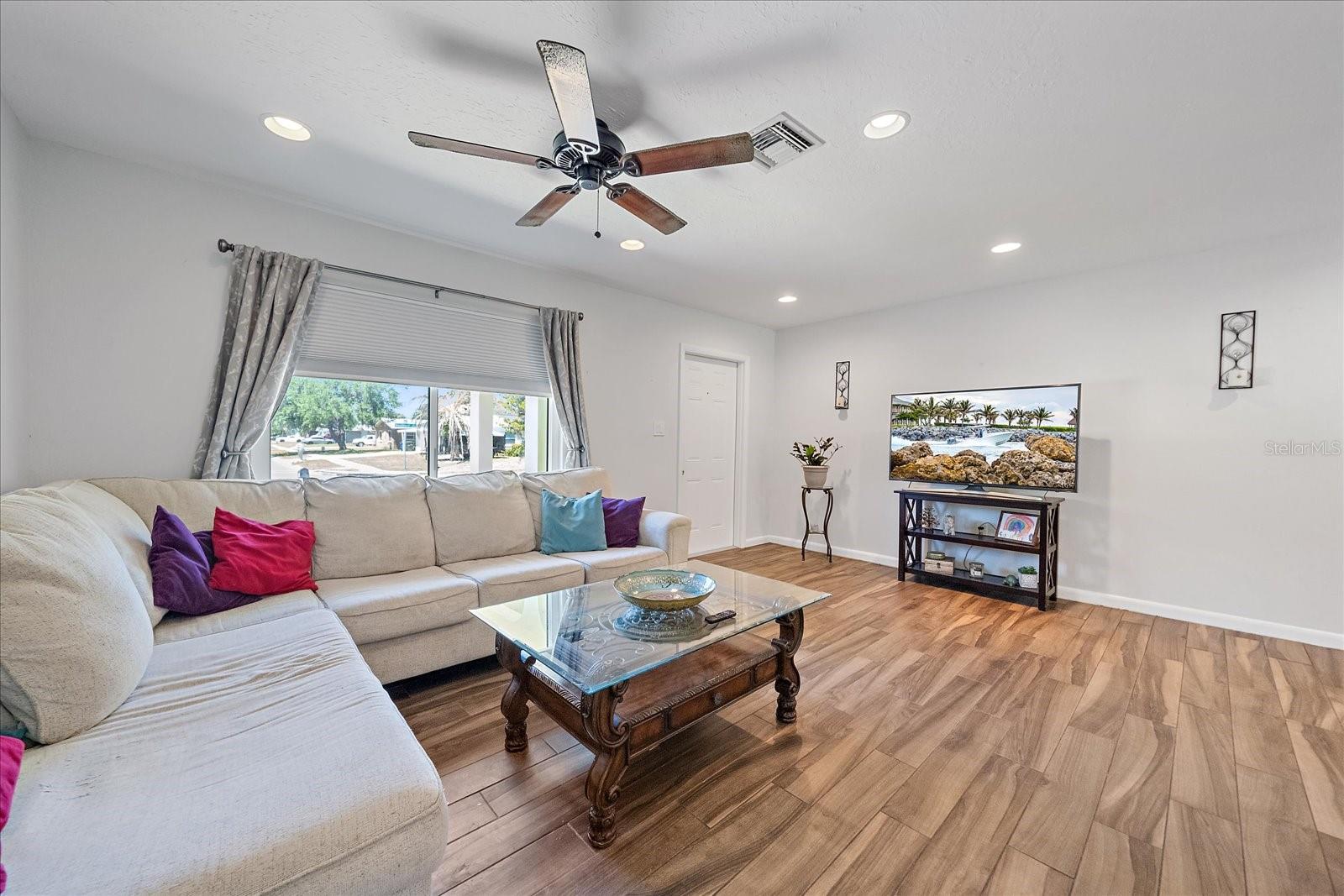 3247 WOODMONT DR