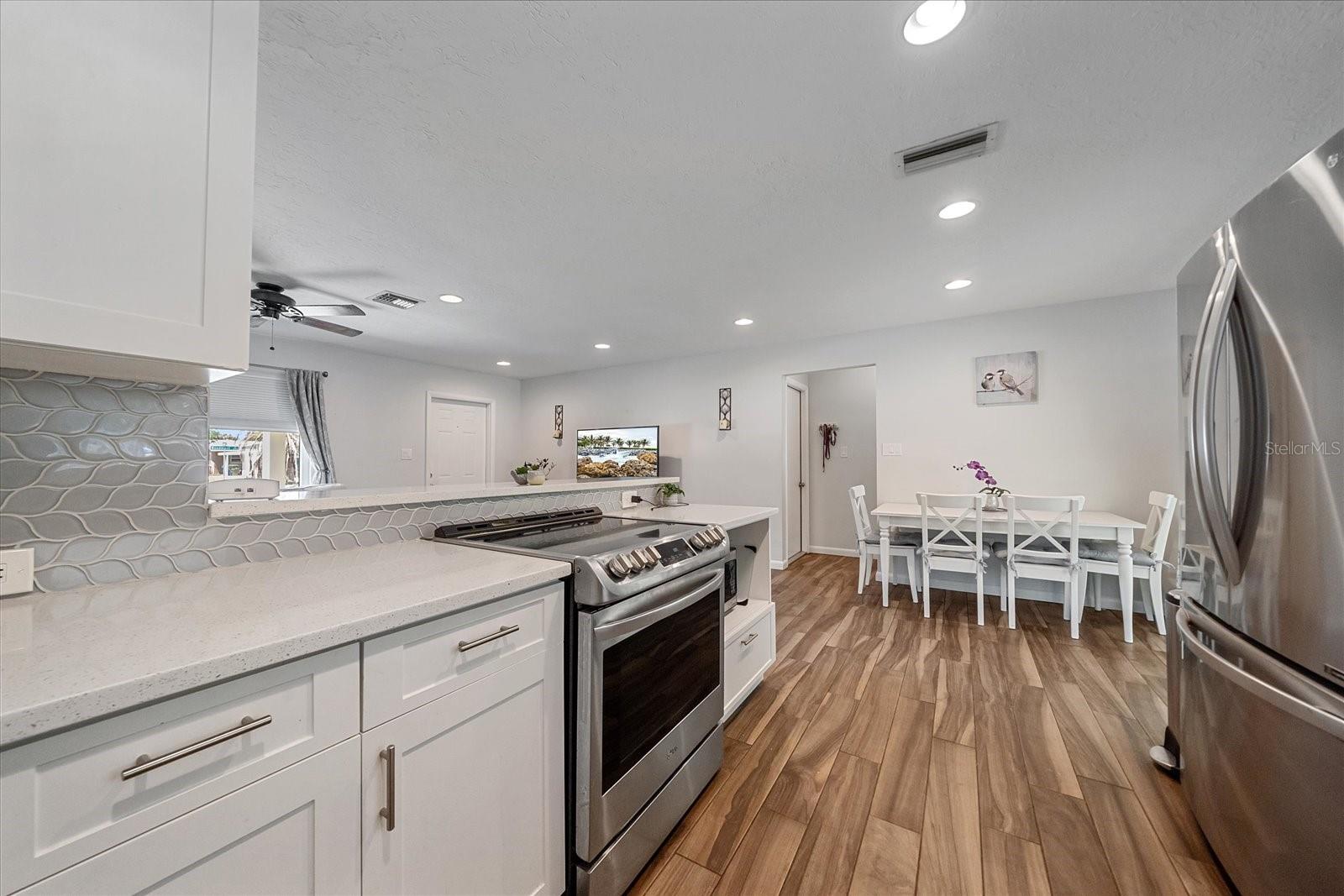 3247 WOODMONT DR