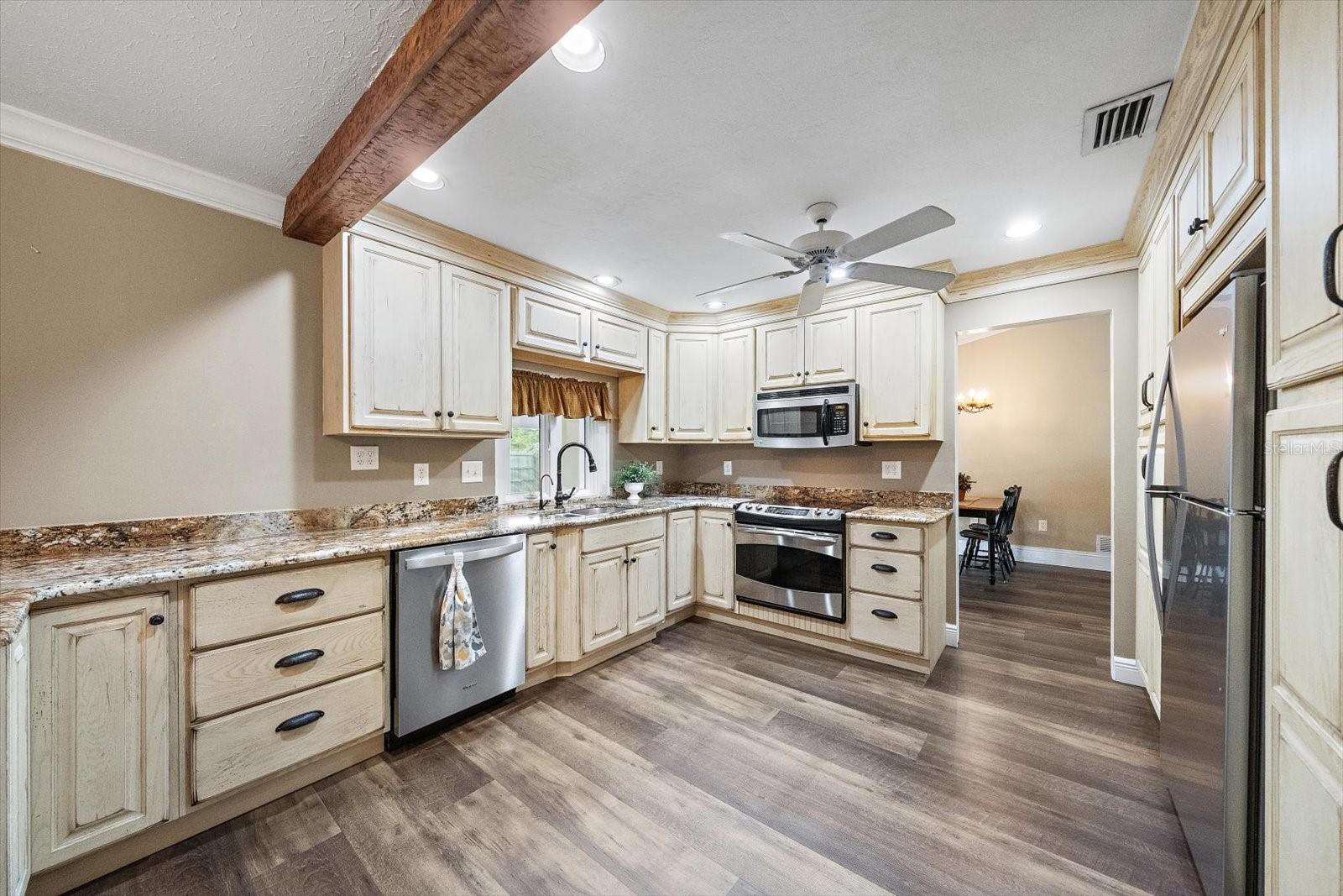 4378 MEADOWLAND CIR