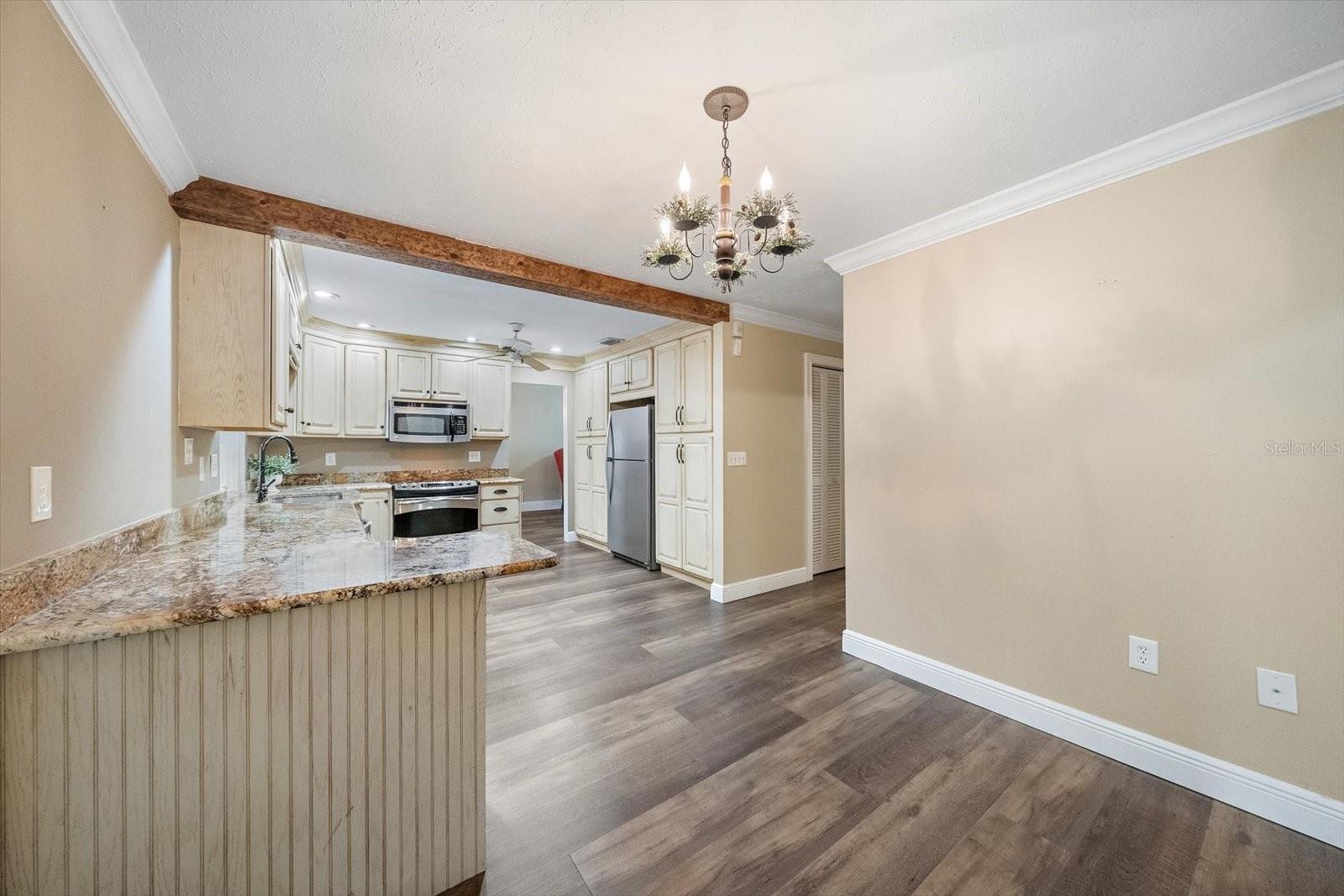 4378 MEADOWLAND CIR