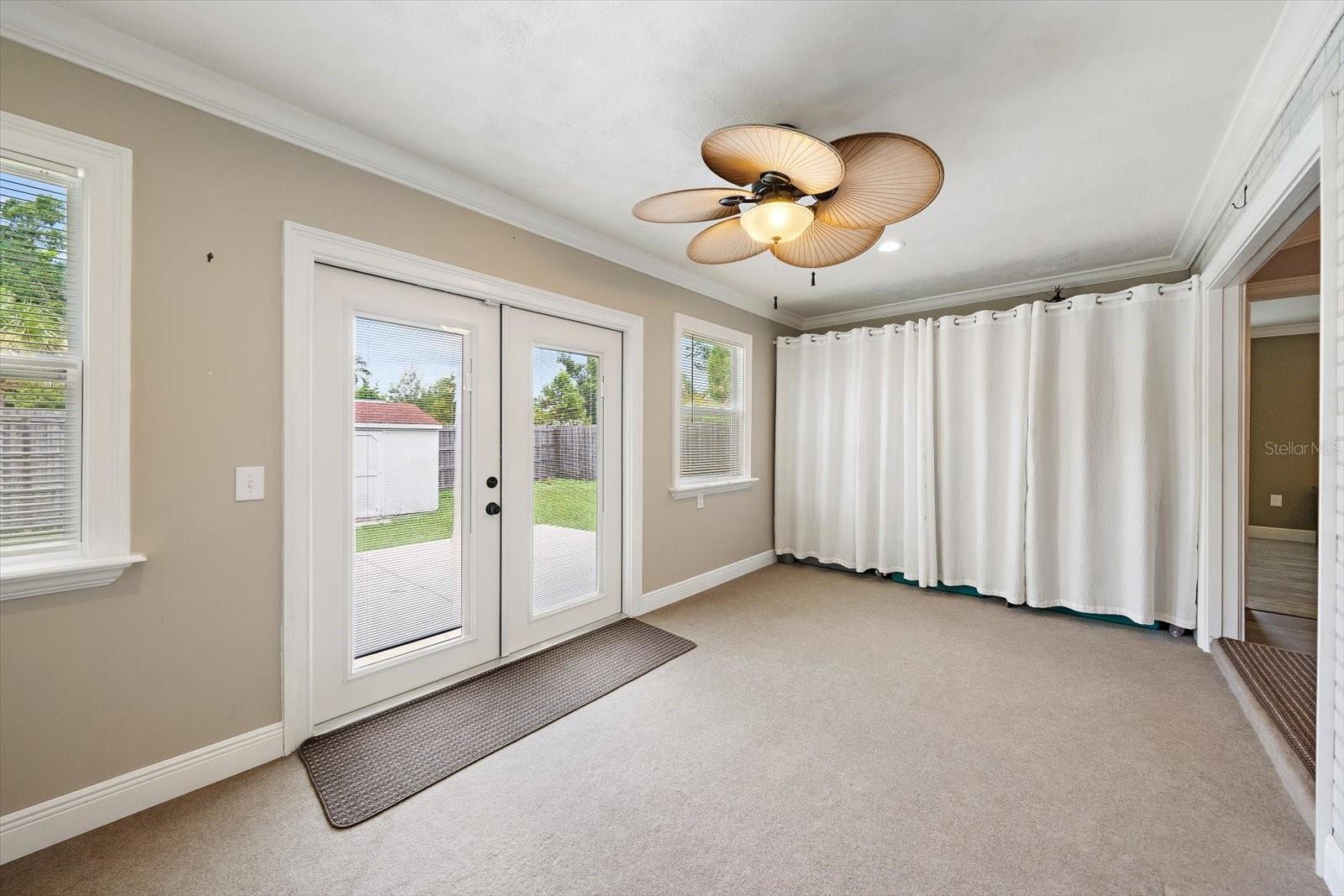 4378 MEADOWLAND CIR