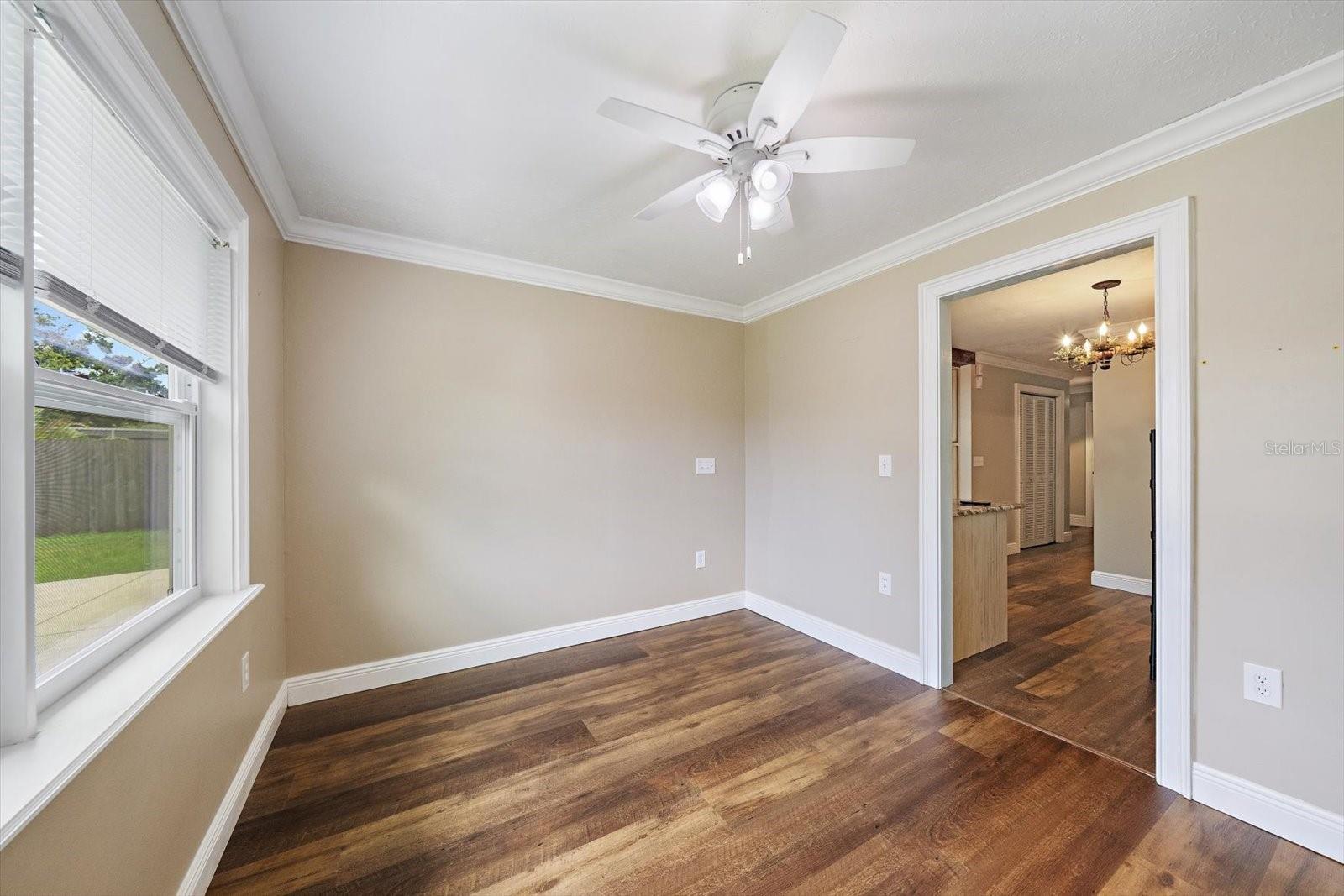 4378 MEADOWLAND CIR
