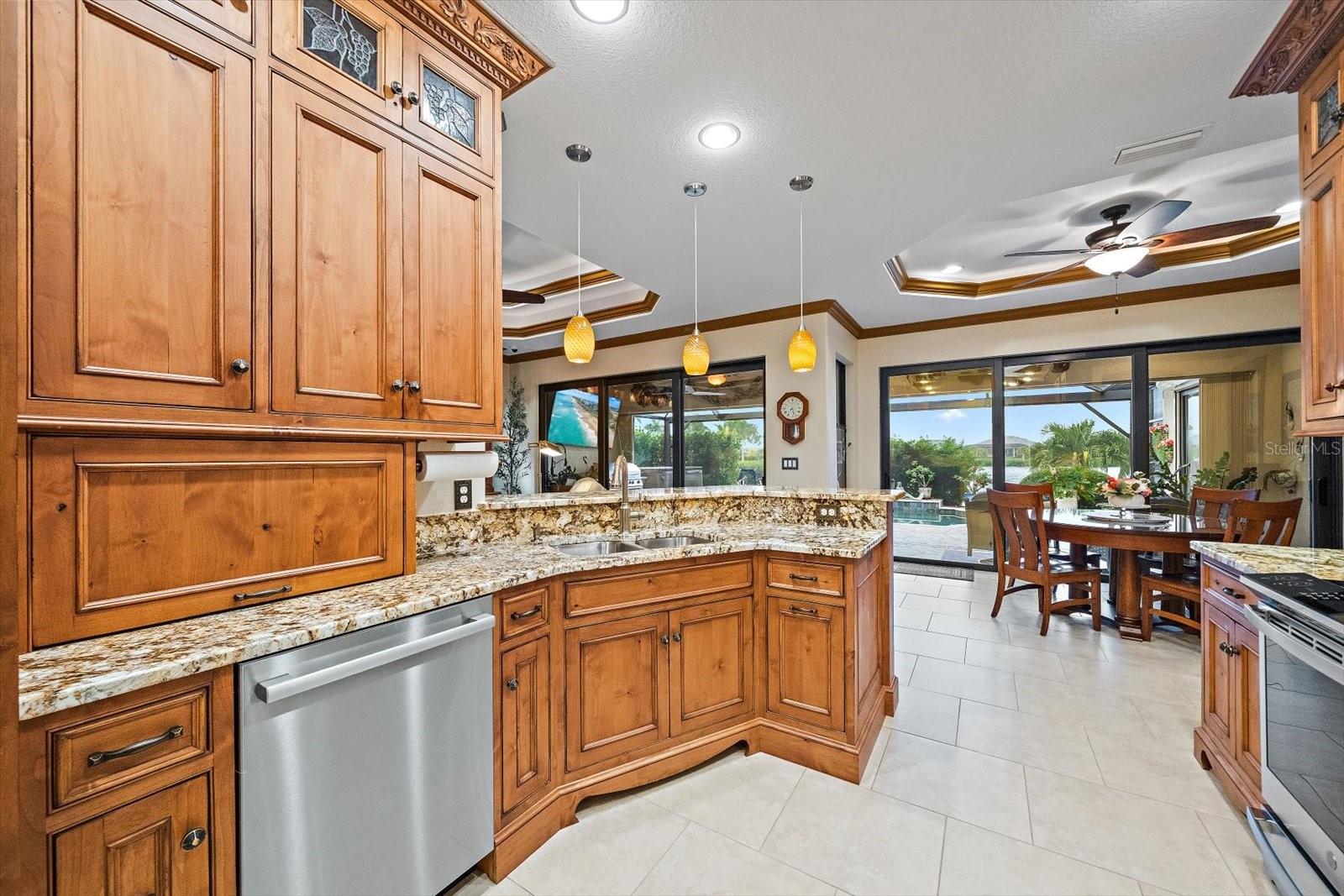 15172 LEIPZIG CIR