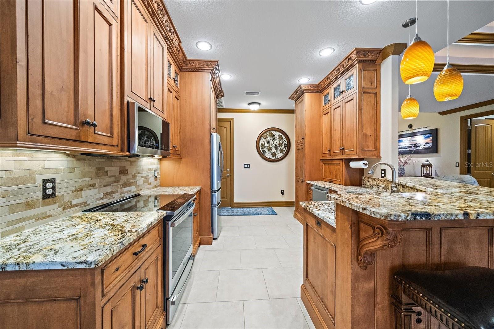 15172 LEIPZIG CIR