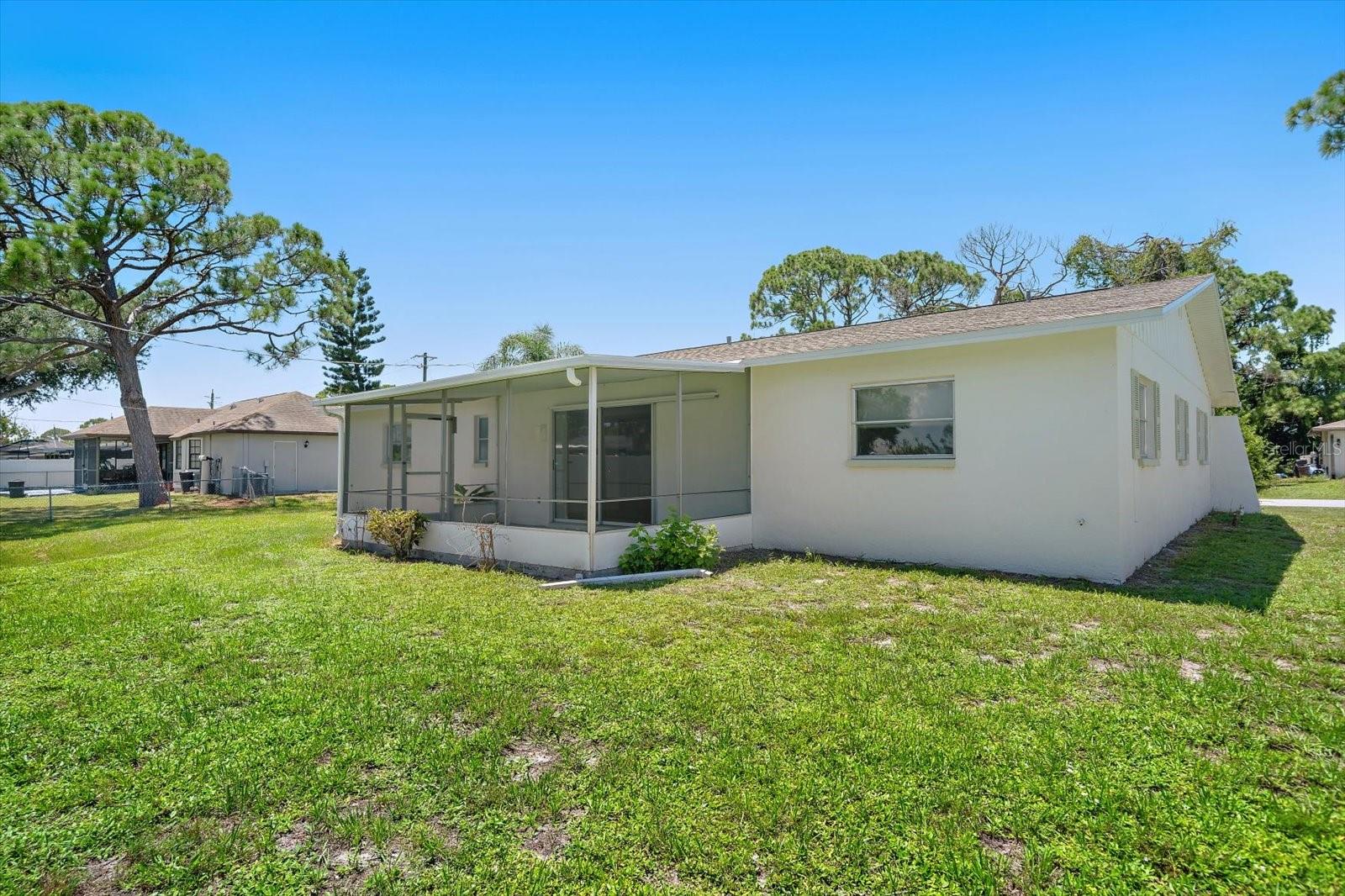 987 QUEEN RD