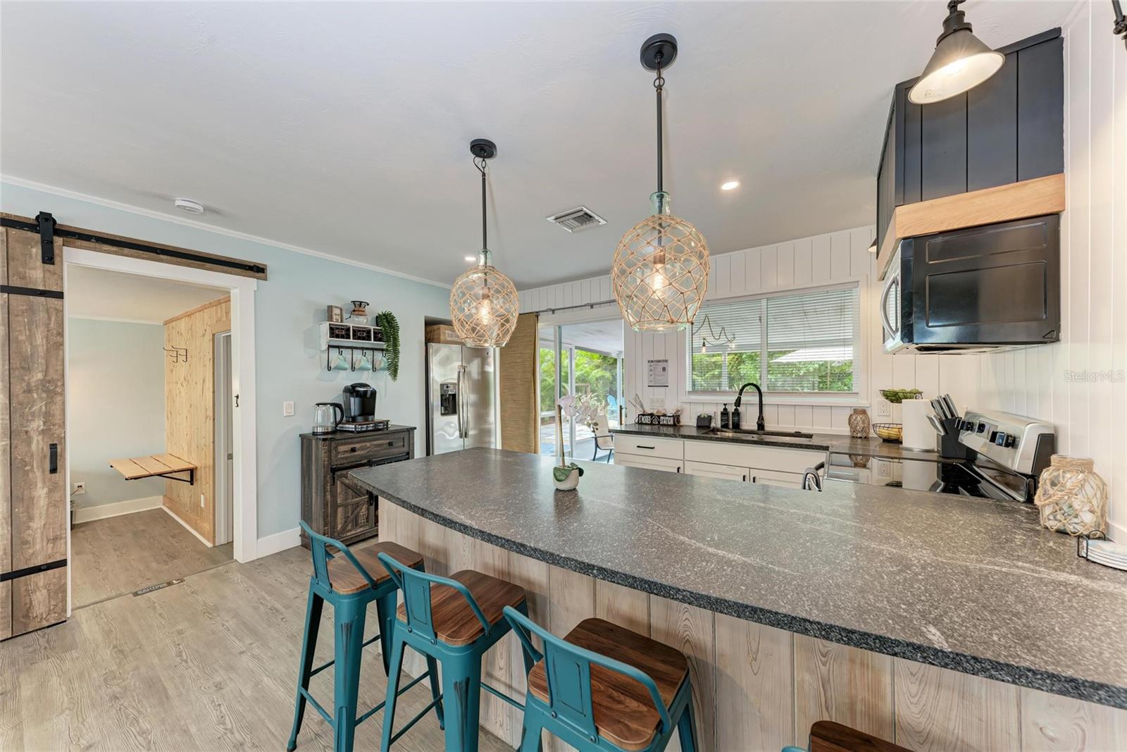 2304 BAHIA VISTA ST