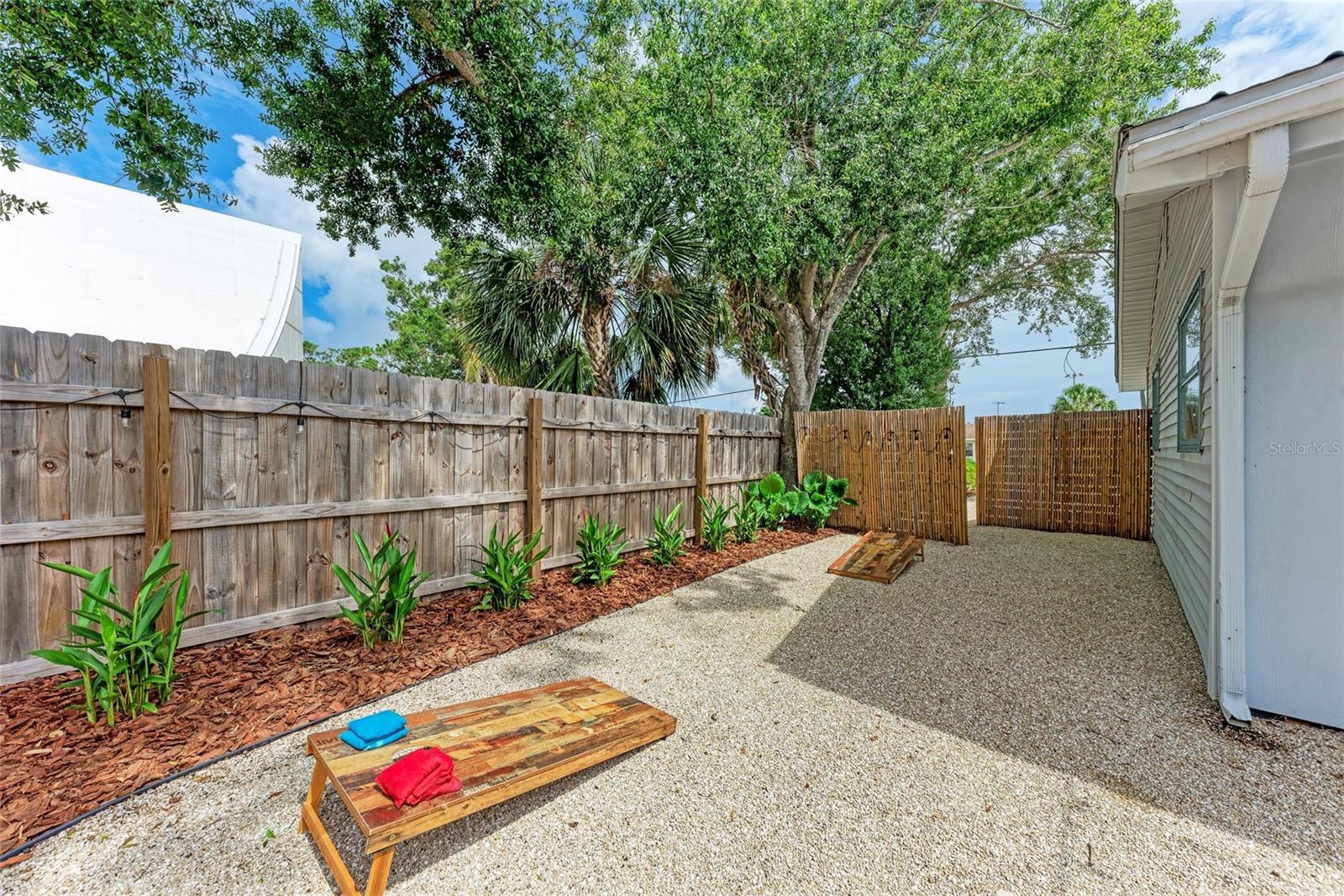 2304 BAHIA VISTA ST