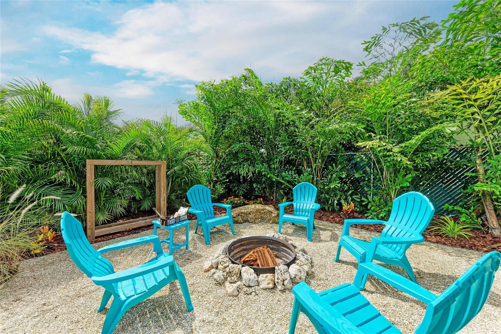 2304 BAHIA VISTA ST