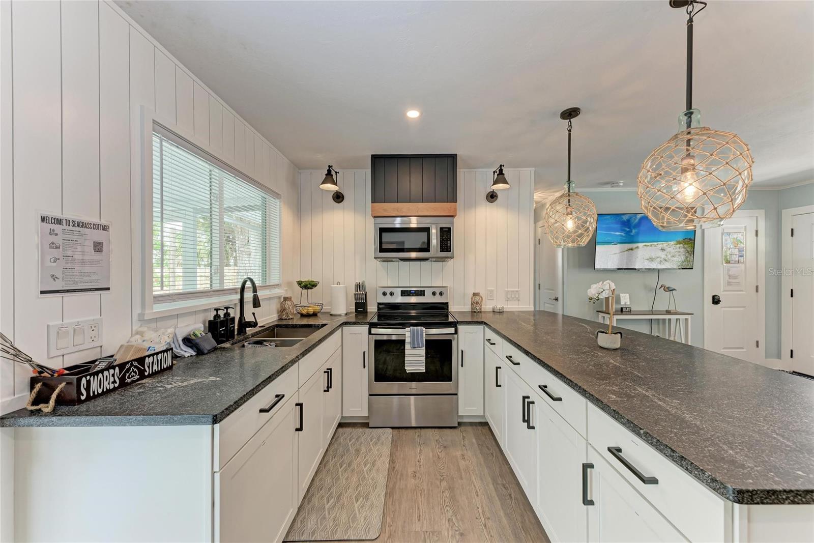 2304 BAHIA VISTA ST