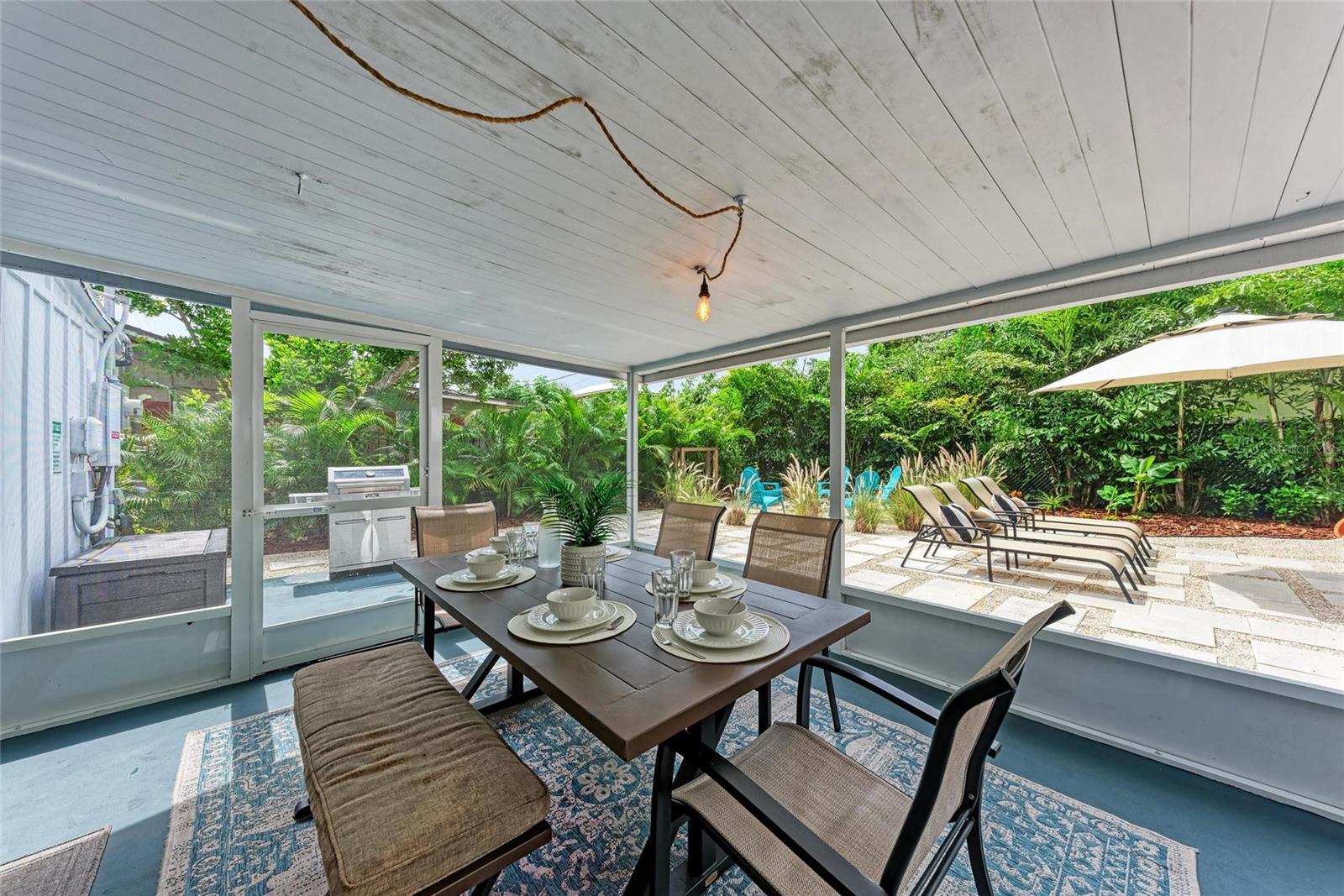 2304 BAHIA VISTA ST