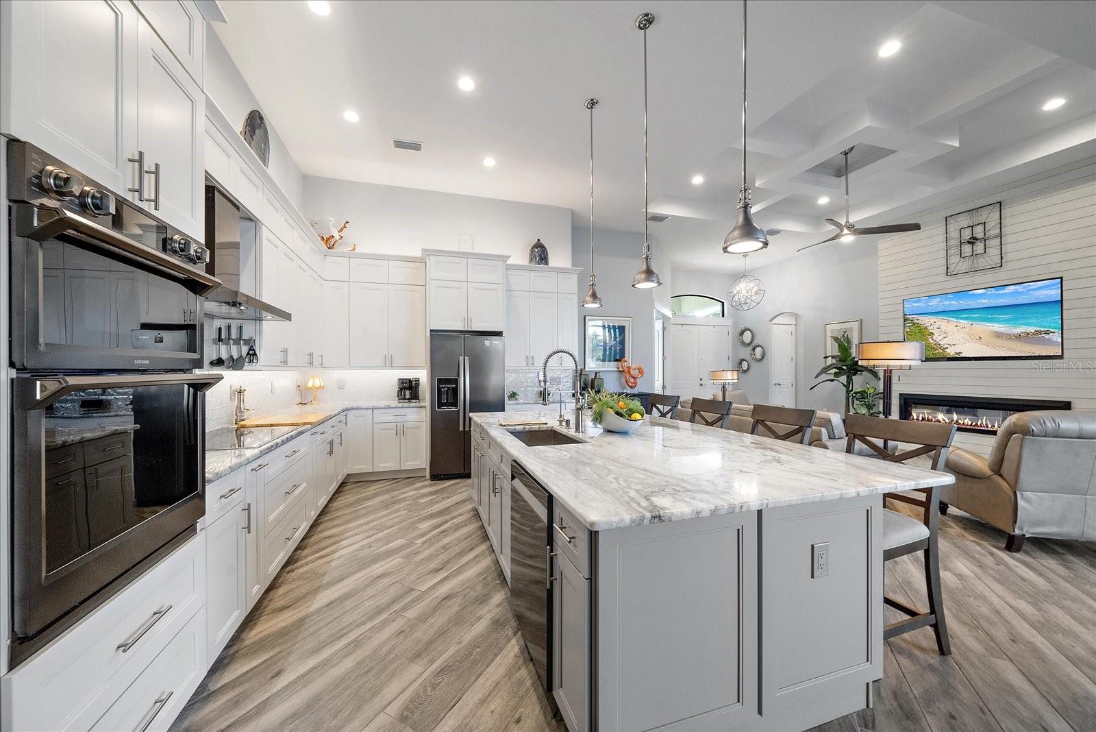 15691 MEACHAM CIR