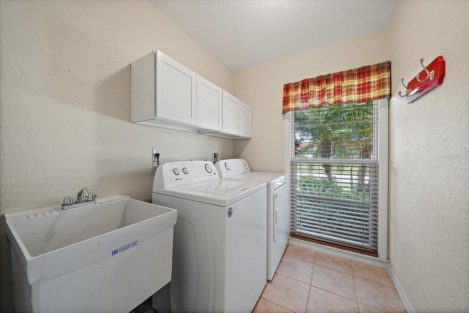 1349 GRAND BLVD #1006
