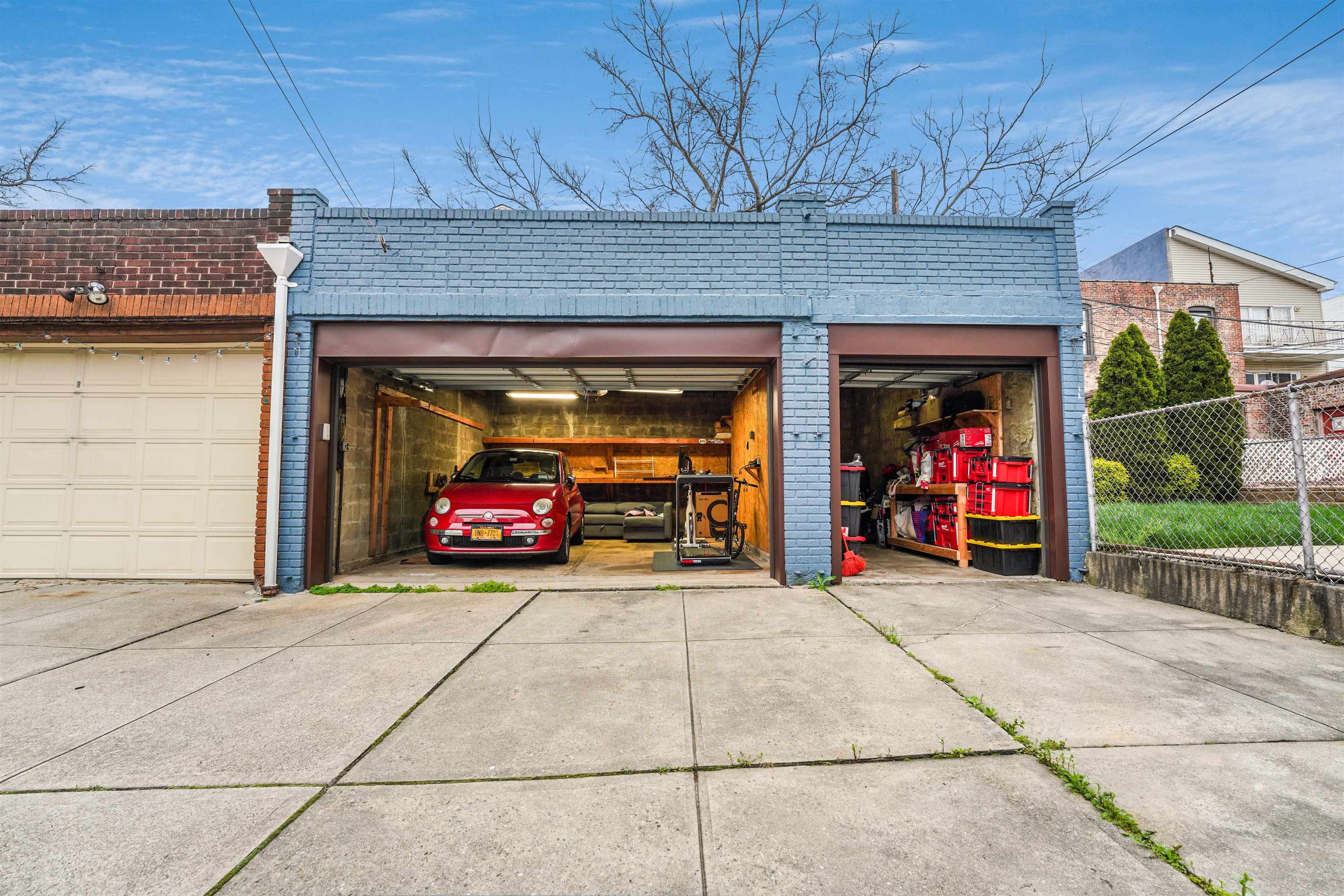 34 THORNE ST