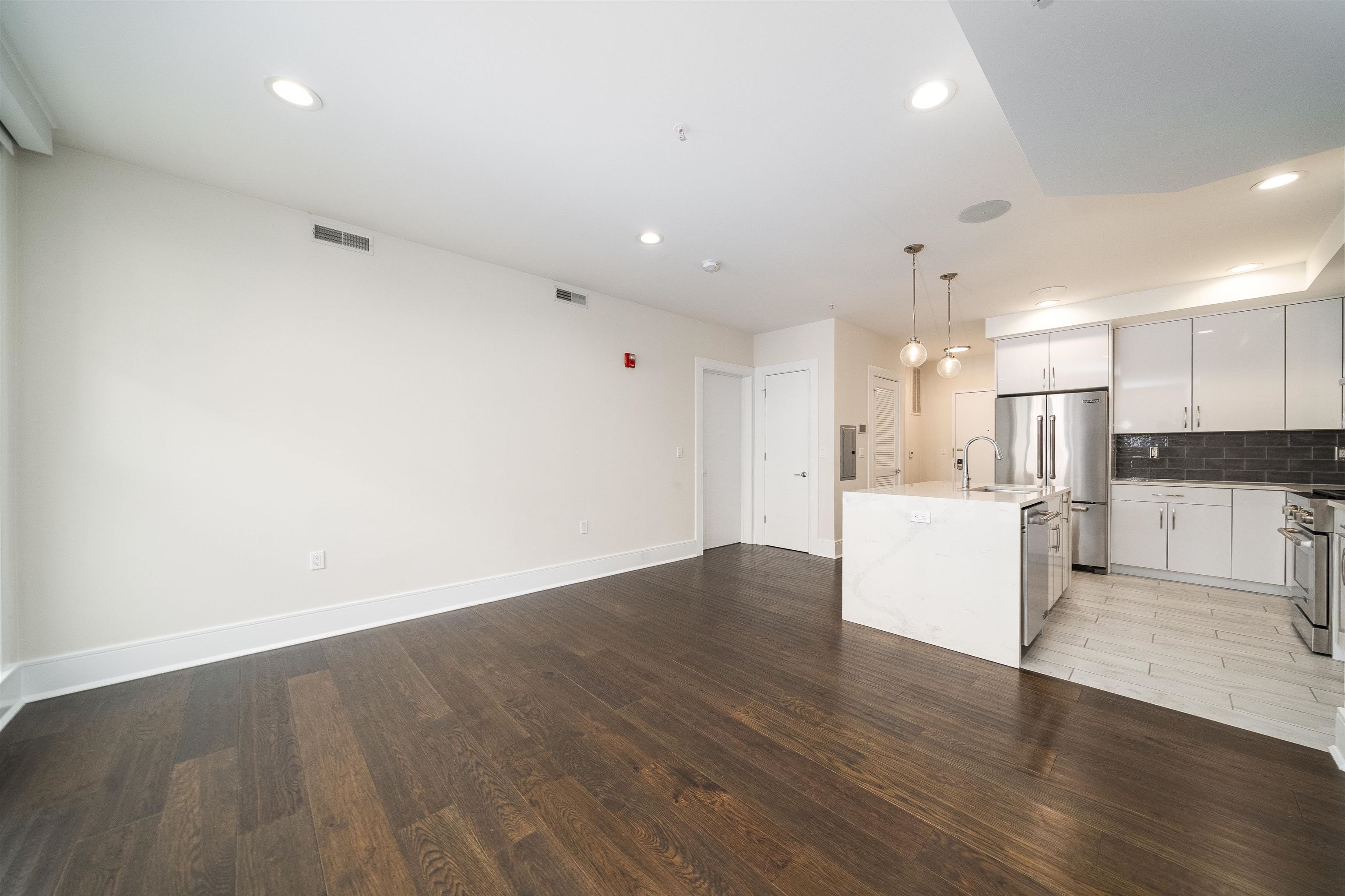 313 7TH ST Unit: 101