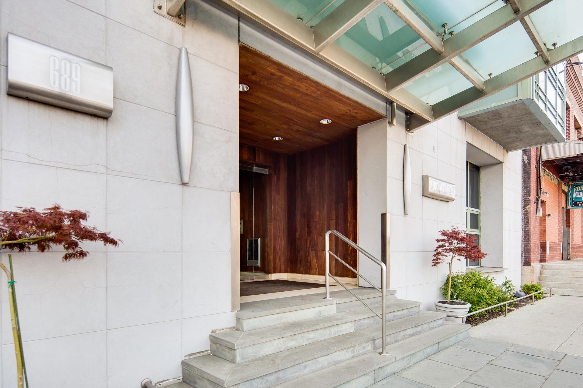 689 LUIS M MARIN BLVD Unit: 706