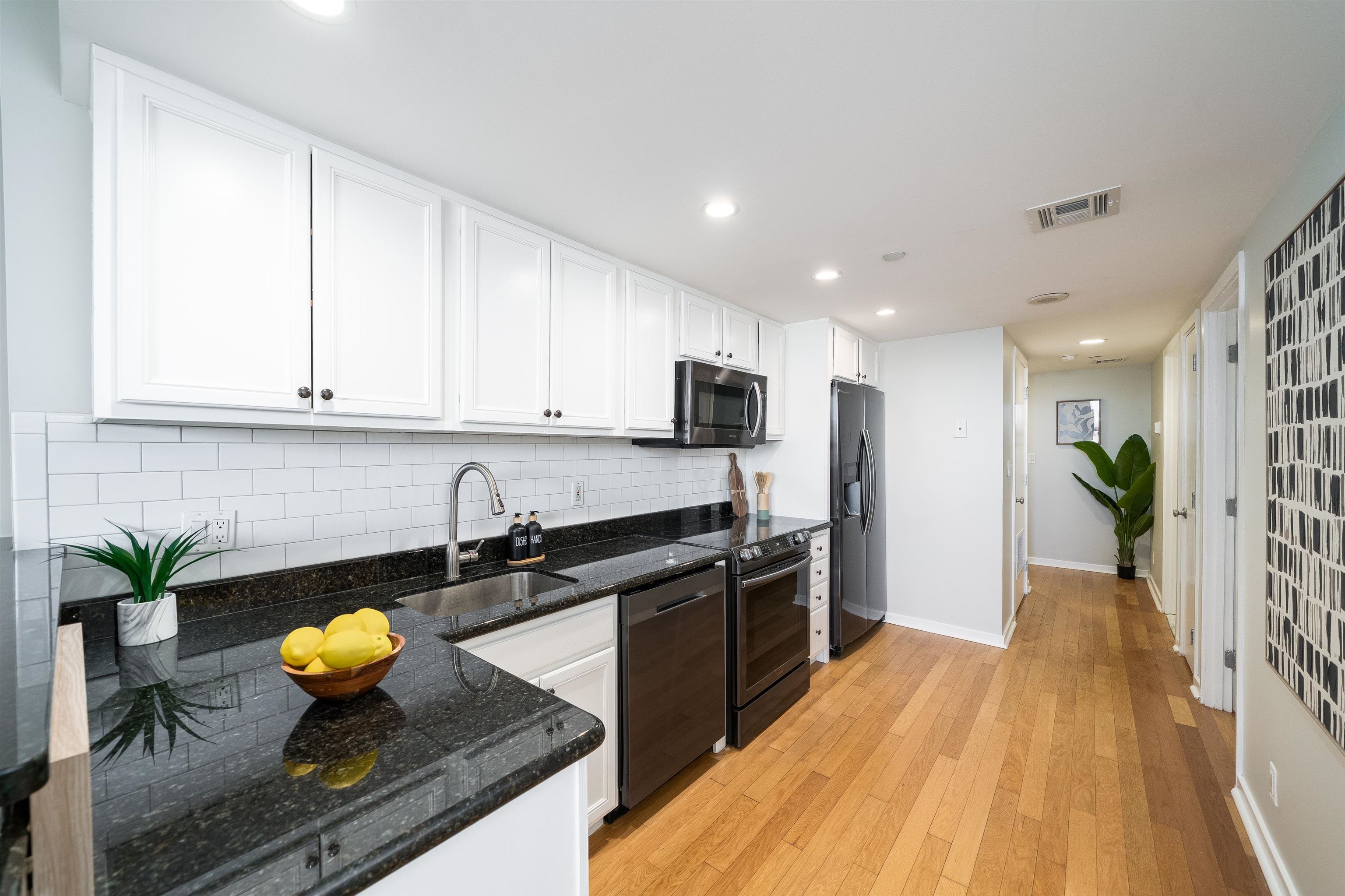 689 LUIS M MARIN BLVD Unit: 706