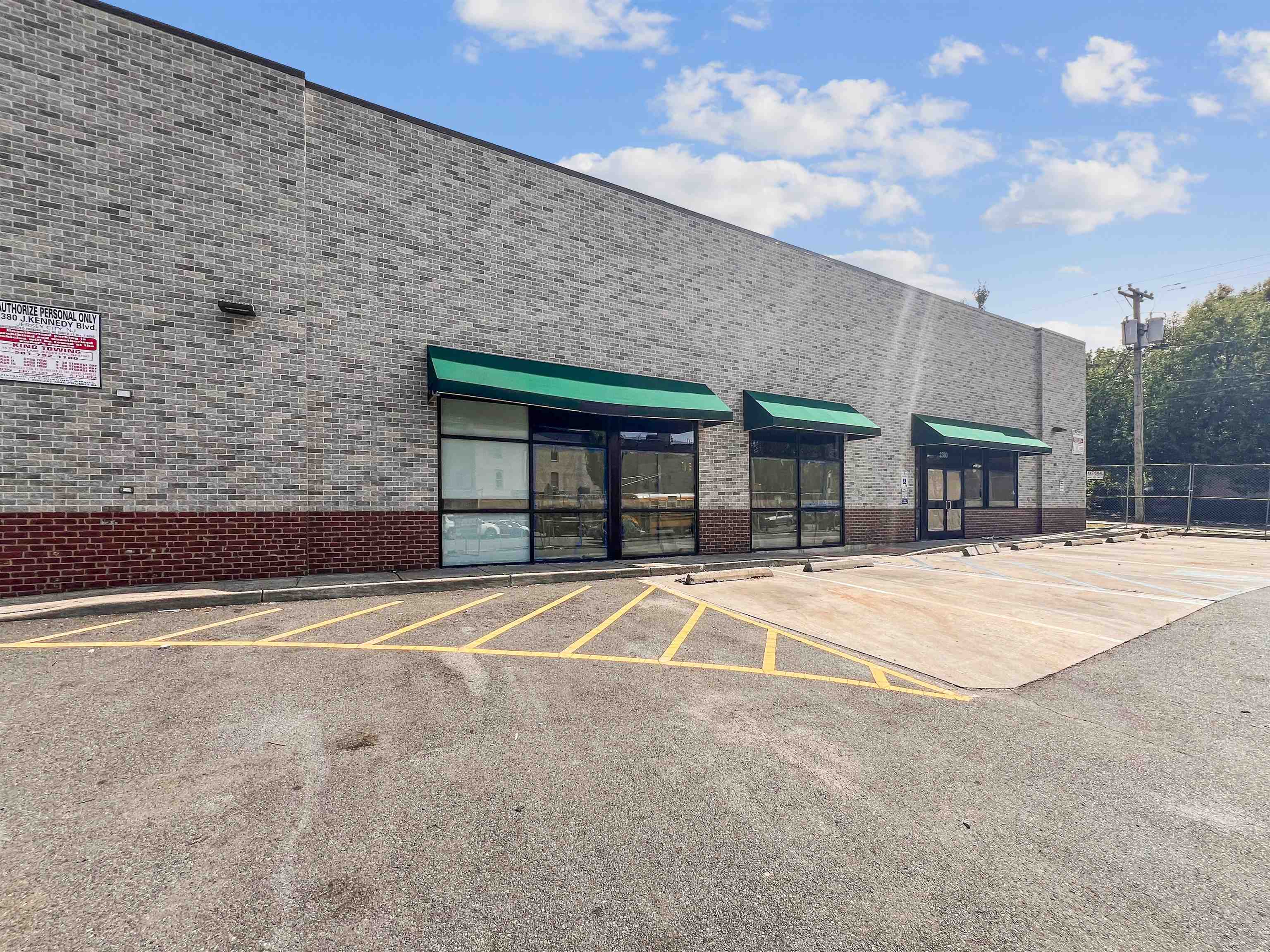 2380 JOHN F KENNEDY BLVD