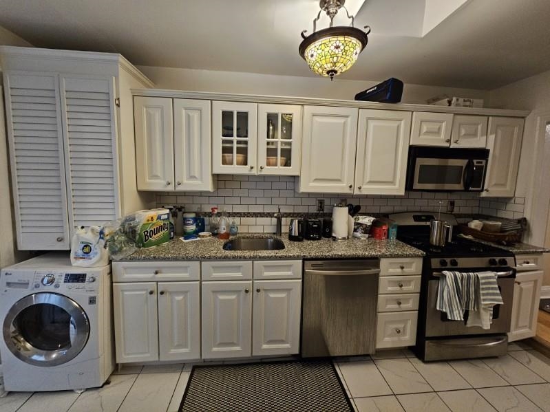 924 WILLOW AVE Unit: 3