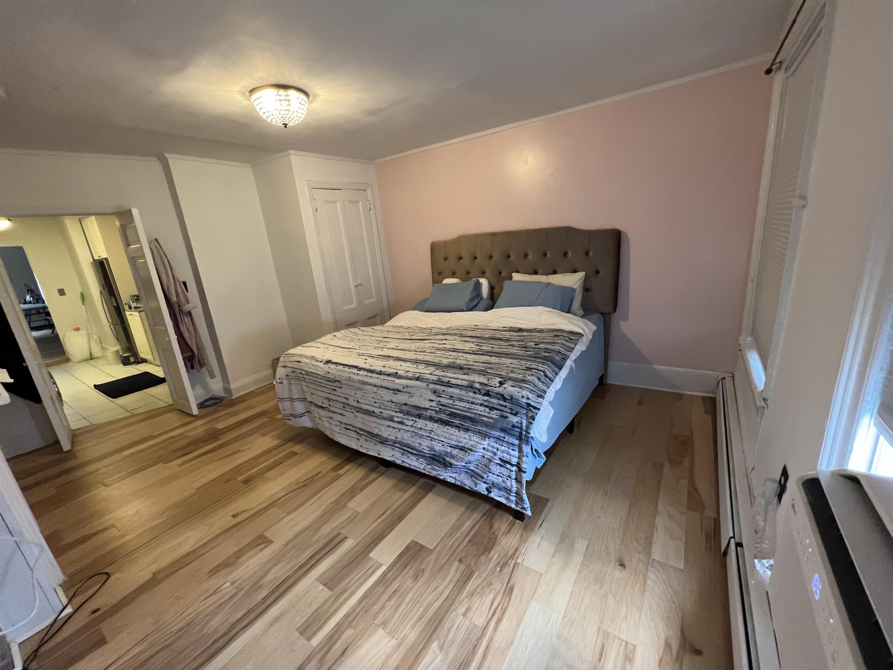 924 WILLOW AVE Unit: 3