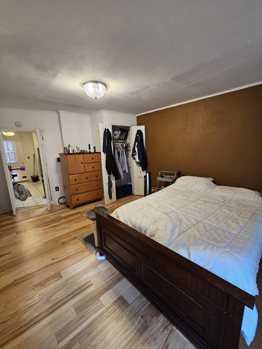 924 WILLOW AVE Unit: 3