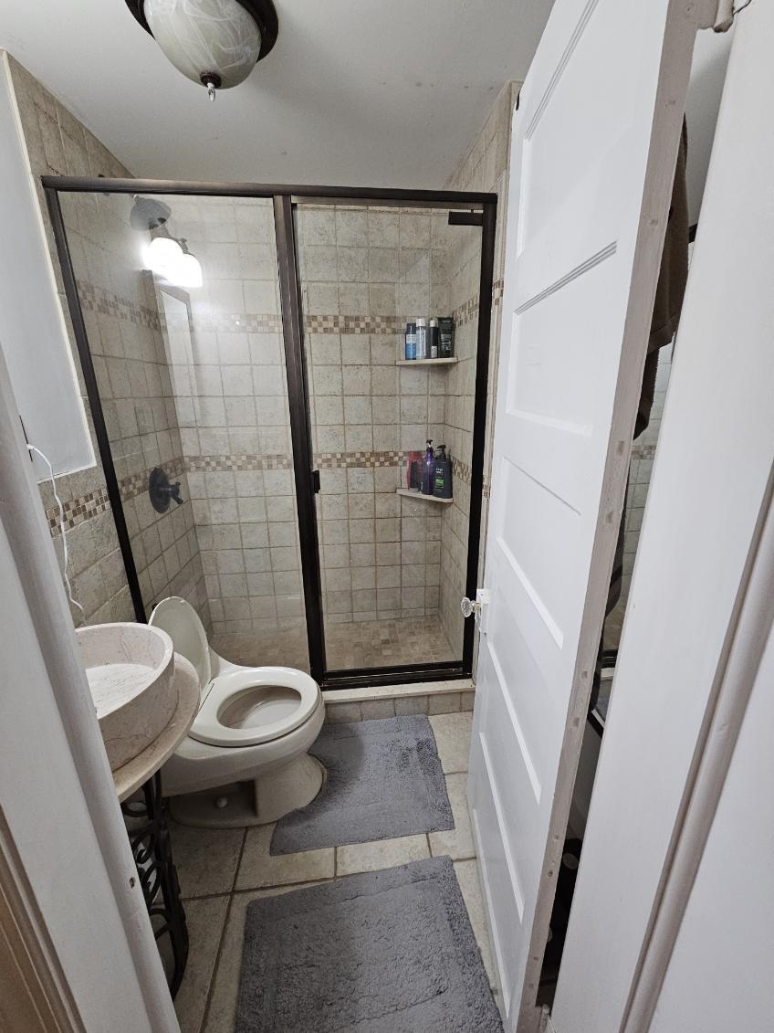 924 WILLOW AVE Unit: 3