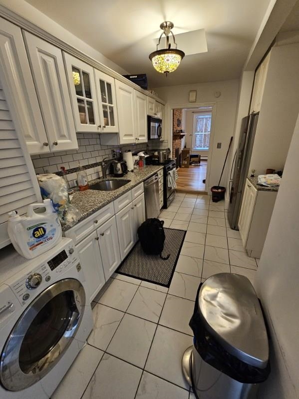 924 WILLOW AVE Unit: 3