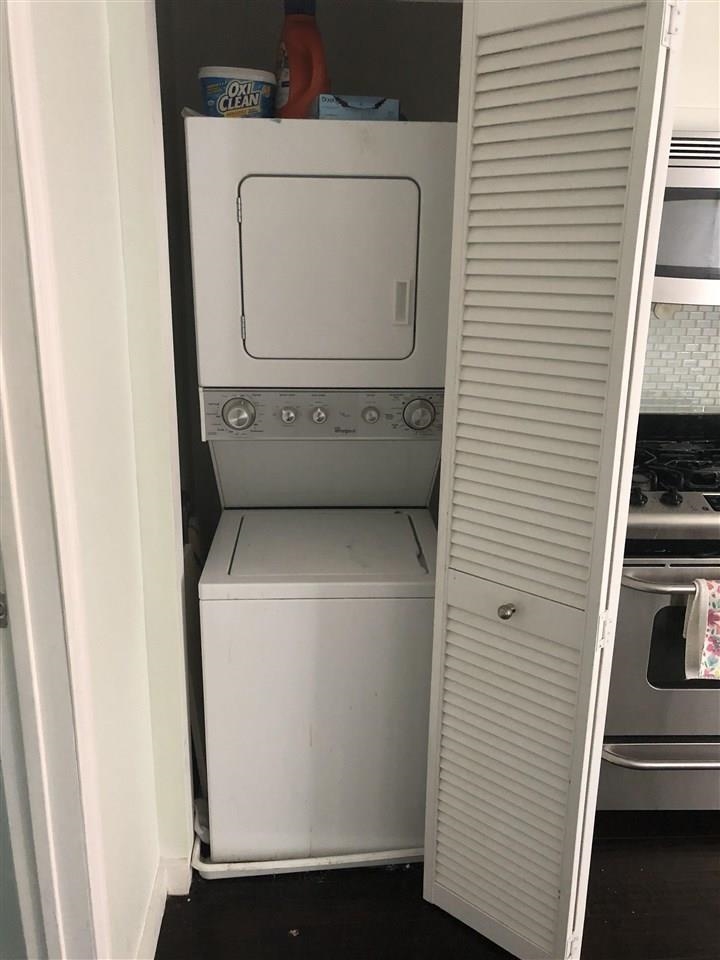 100 PARK AVE Unit: 4