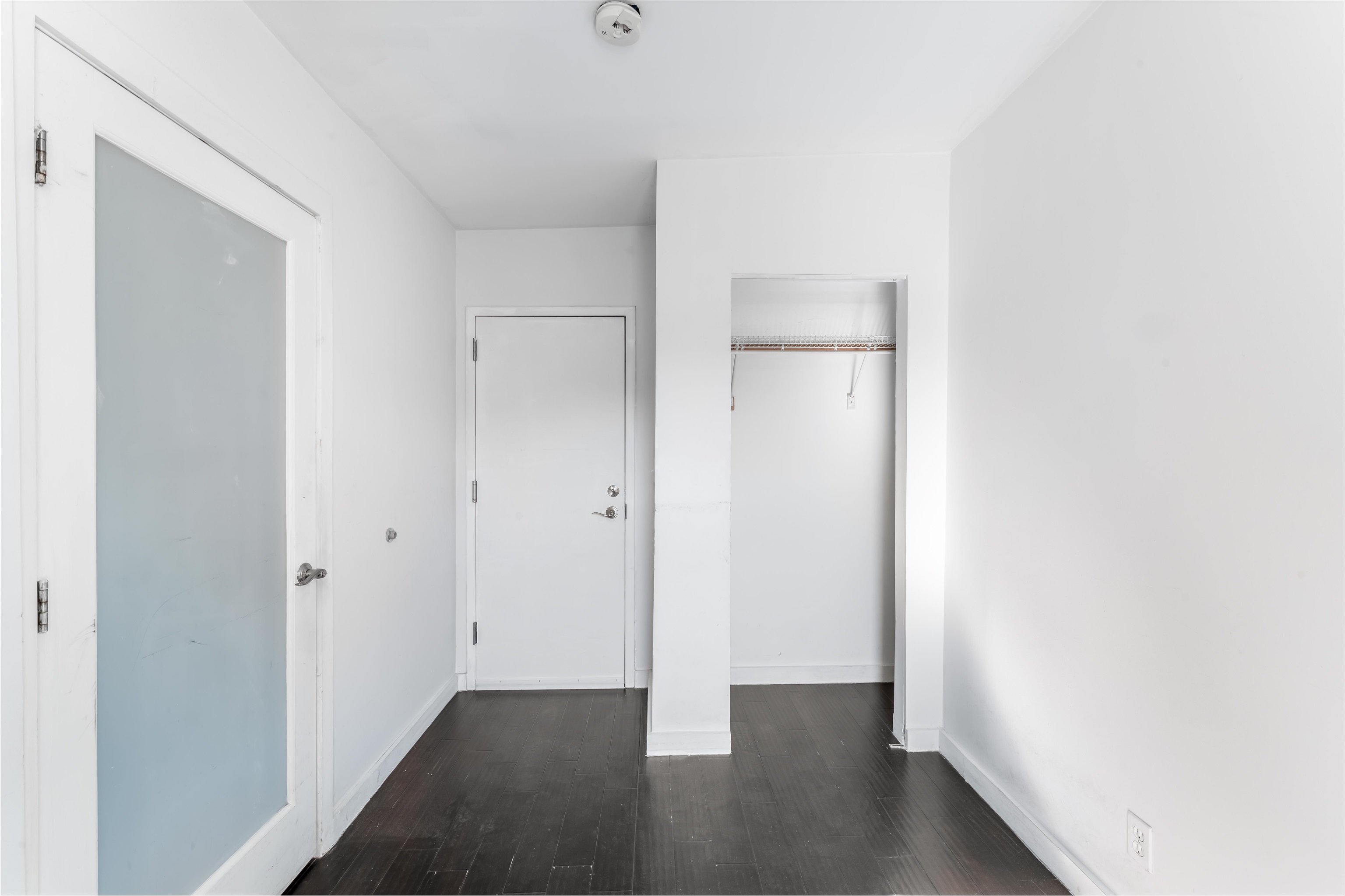 100 PARK AVE Unit: 4
